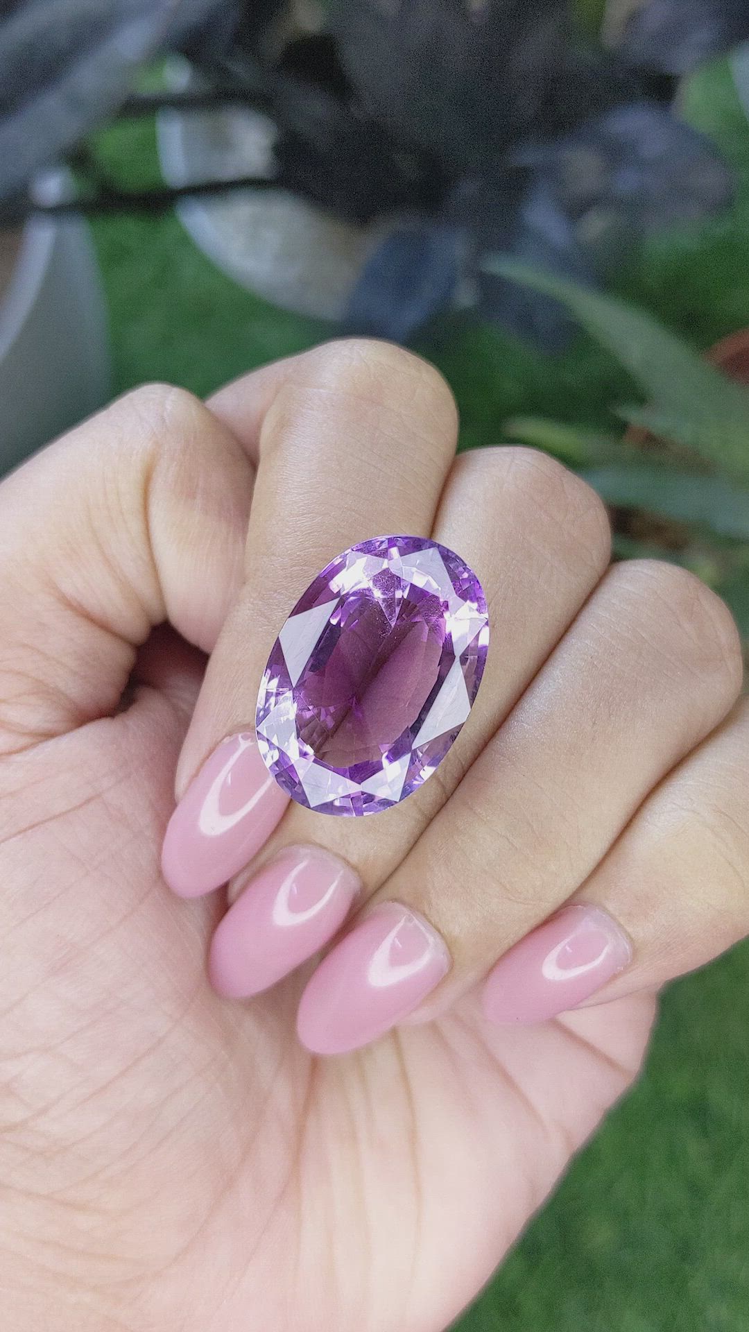 28.25 Ct. Purple Amethyst from Ceylon (Sri Lanka) Size Video