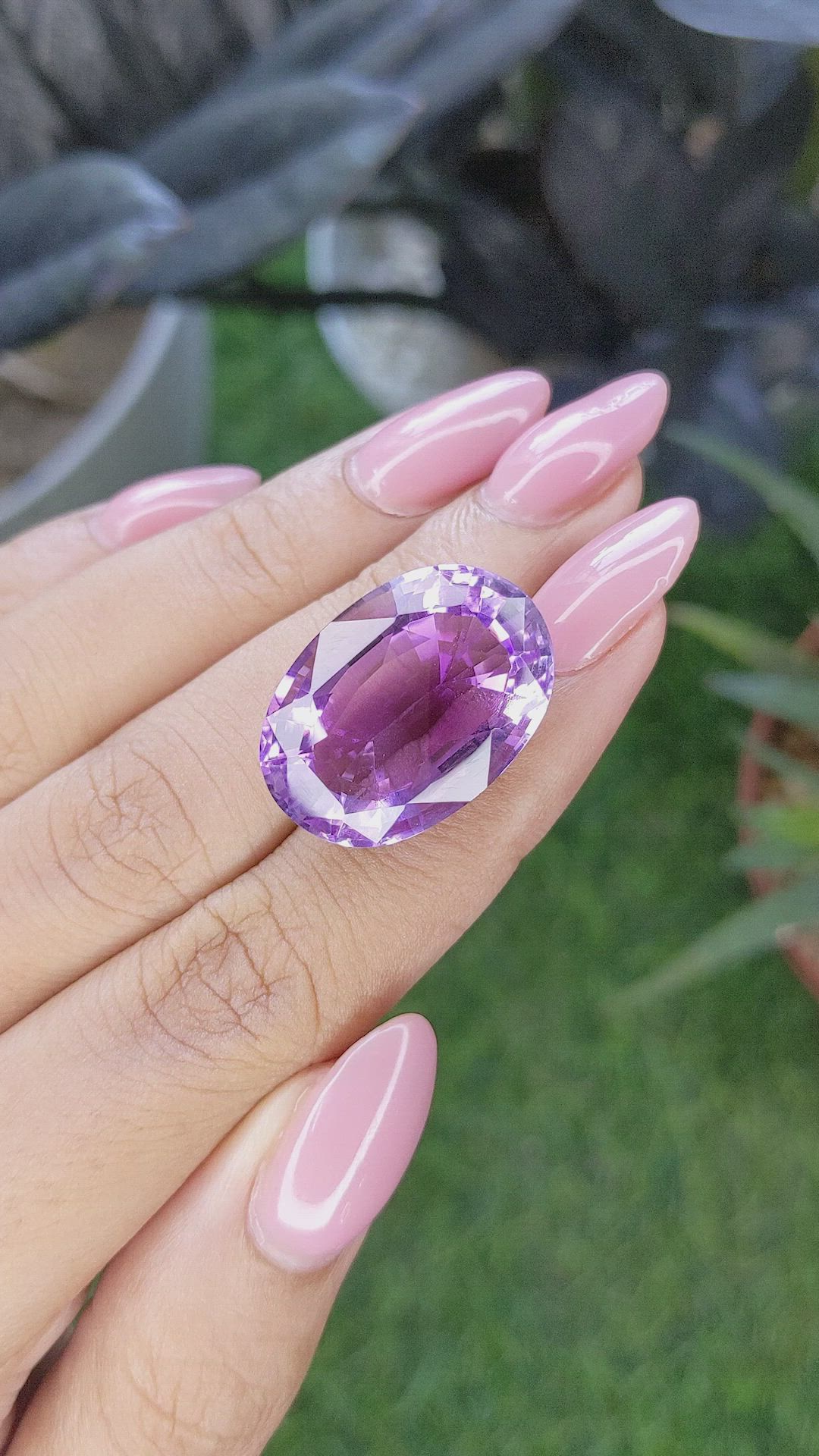 28.25 Ct. Purple Amethyst from Ceylon (Sri Lanka) Size Video