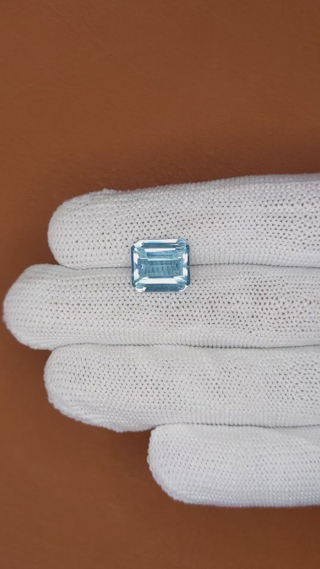 4.72 Ct. Blue Aquamarine from Brazil Size Video