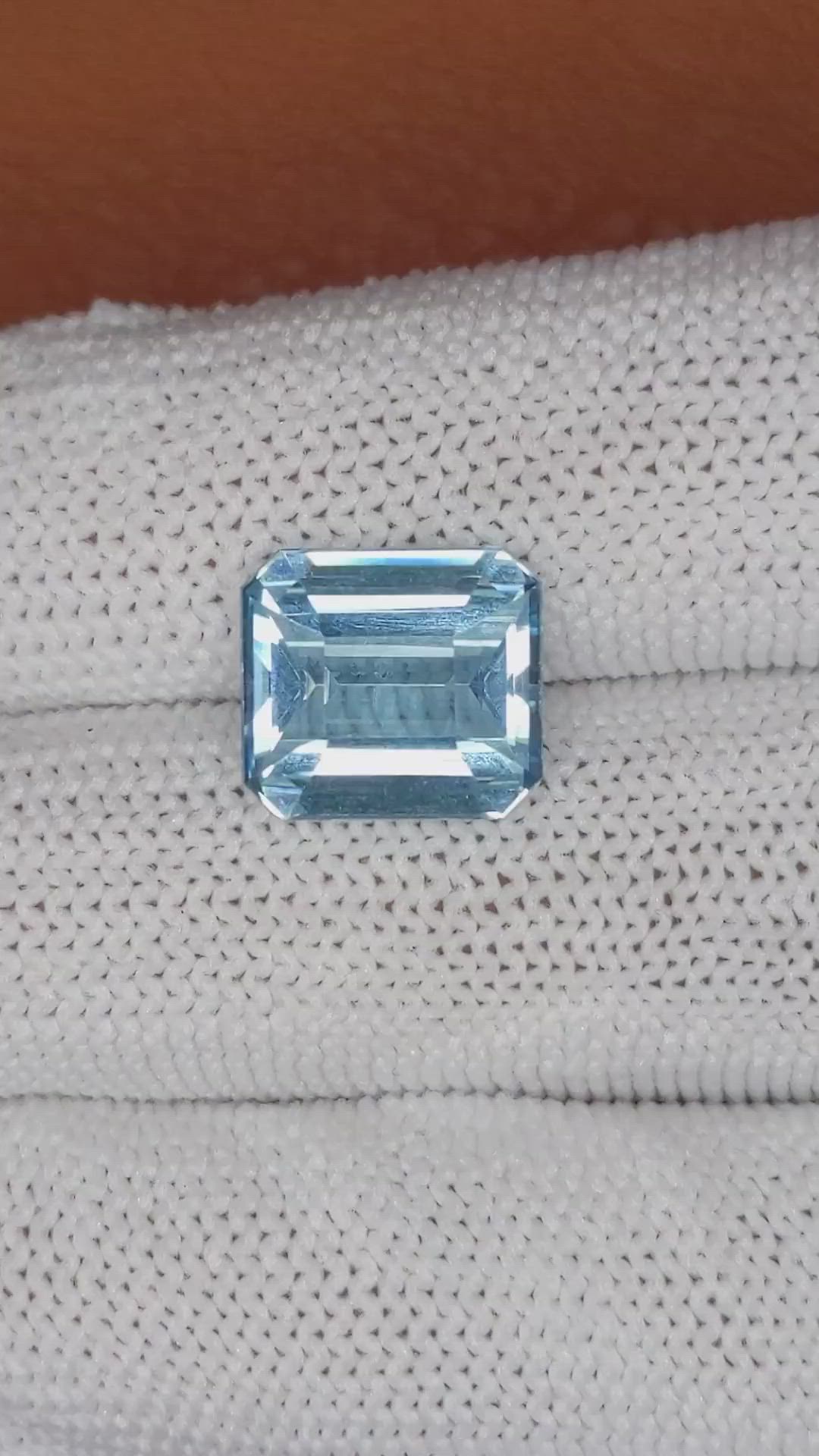 4.72 Ct. Blue Aquamarine from Brazil Size Video