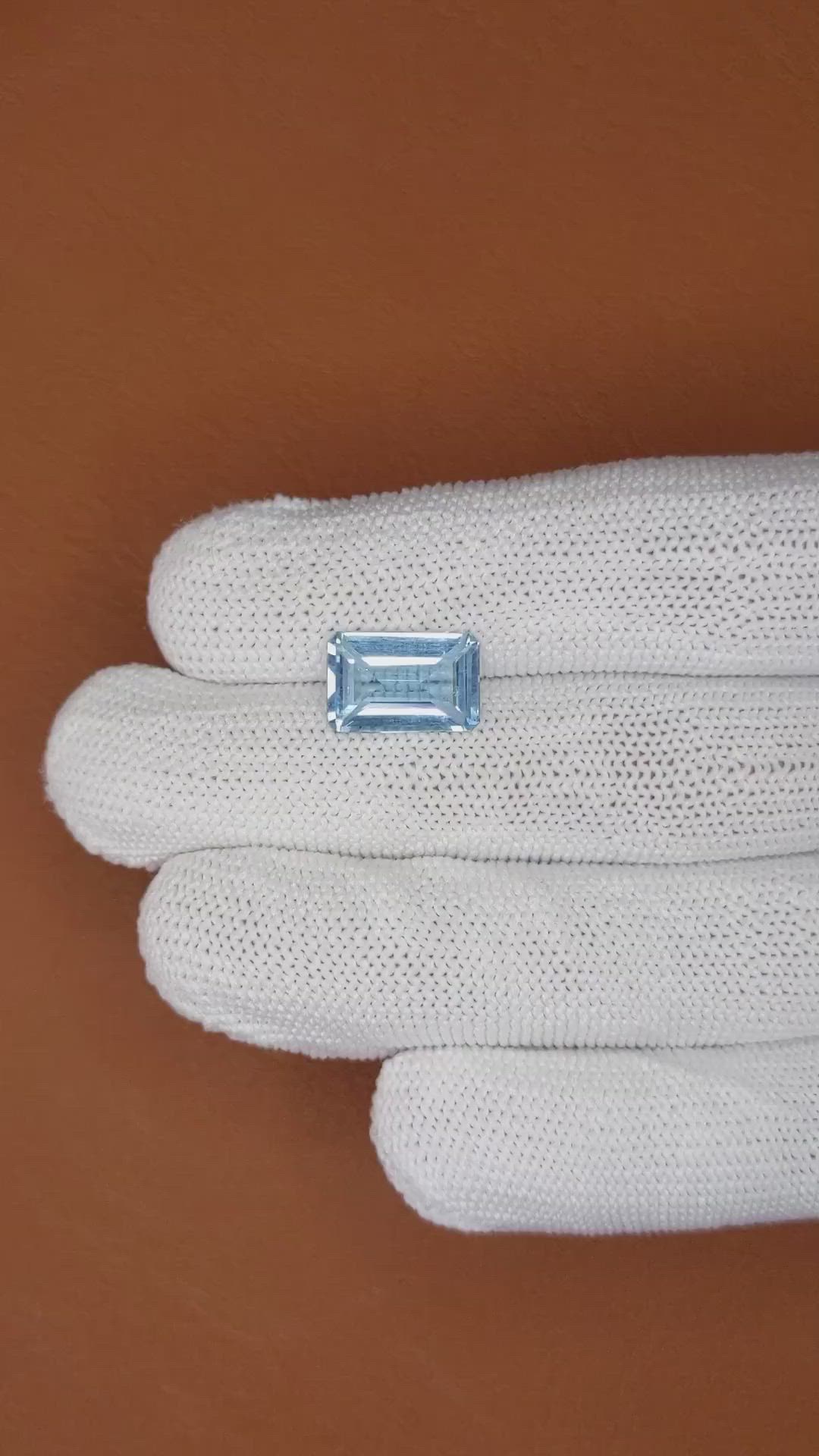 4.04 Ct. Blue Aquamarine from Brazil Size Video