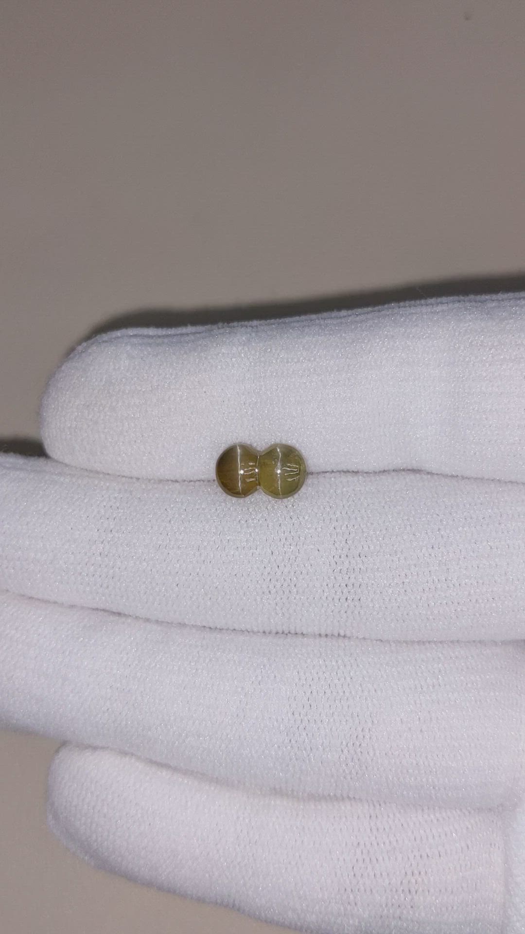 2.58 Ct. Yellowish Brown Cabochon Cat’s Eye Chrysoberyl from Ceylon (Sri Lanka) Size Video