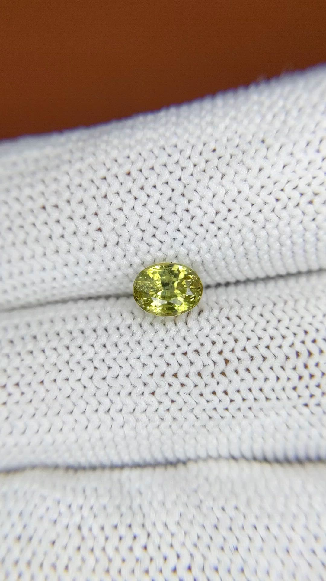 1.03 Ct. Alexandrite from Ceylon (Sri Lanka) Size Video