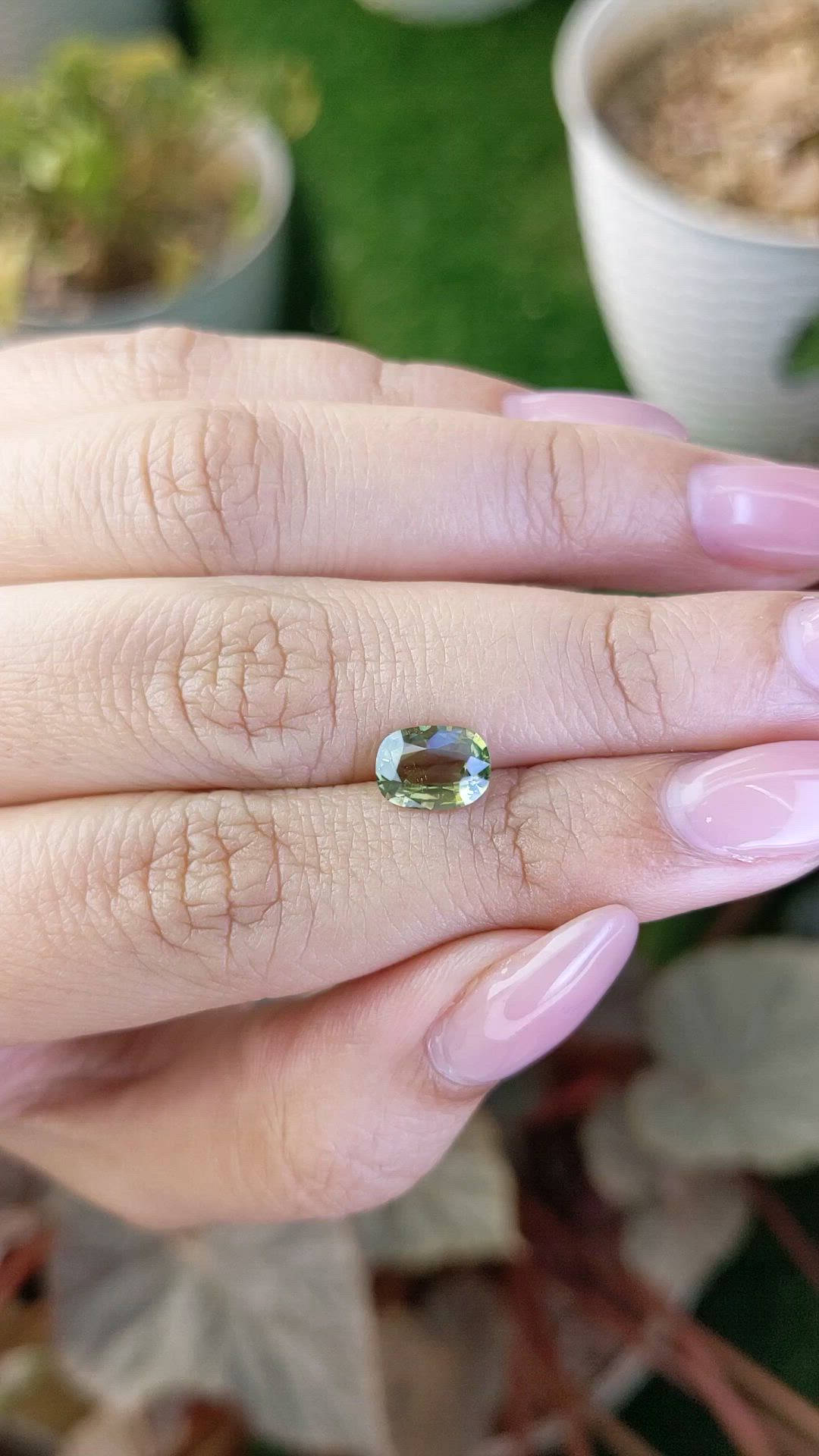 1.49 Ct. Alexandrite from Ceylon (Sri Lanka) Size Video