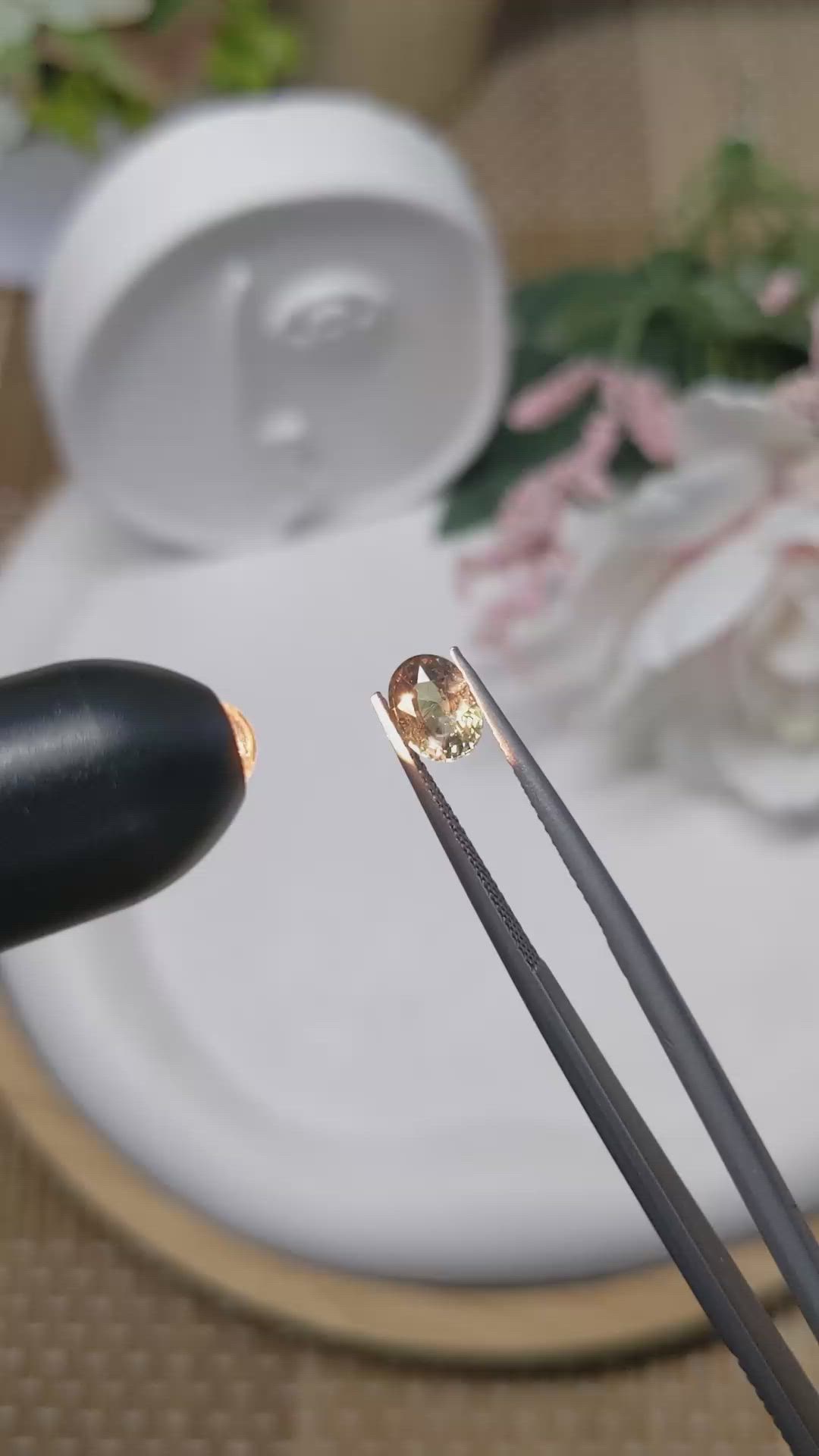 1.09 Ct. Alexandrite from Ceylon (Sri Lanka) Size Video