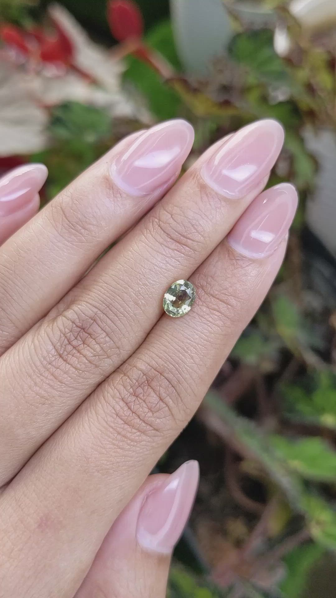 1.09 Ct. Alexandrite from Ceylon (Sri Lanka) Size Video