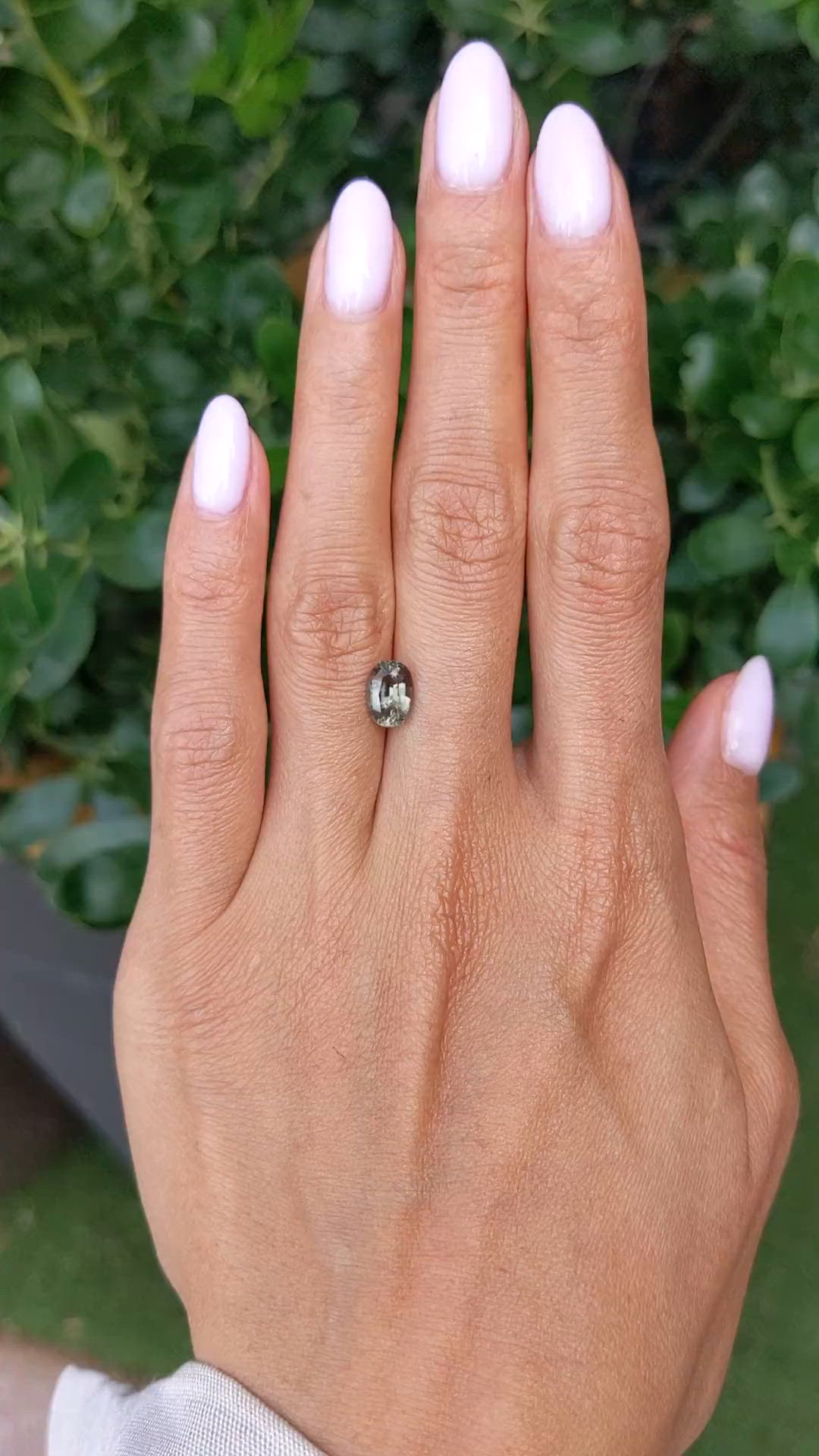 1.63 Ct. Alexandrite from Ceylon (Sri Lanka) Size Video