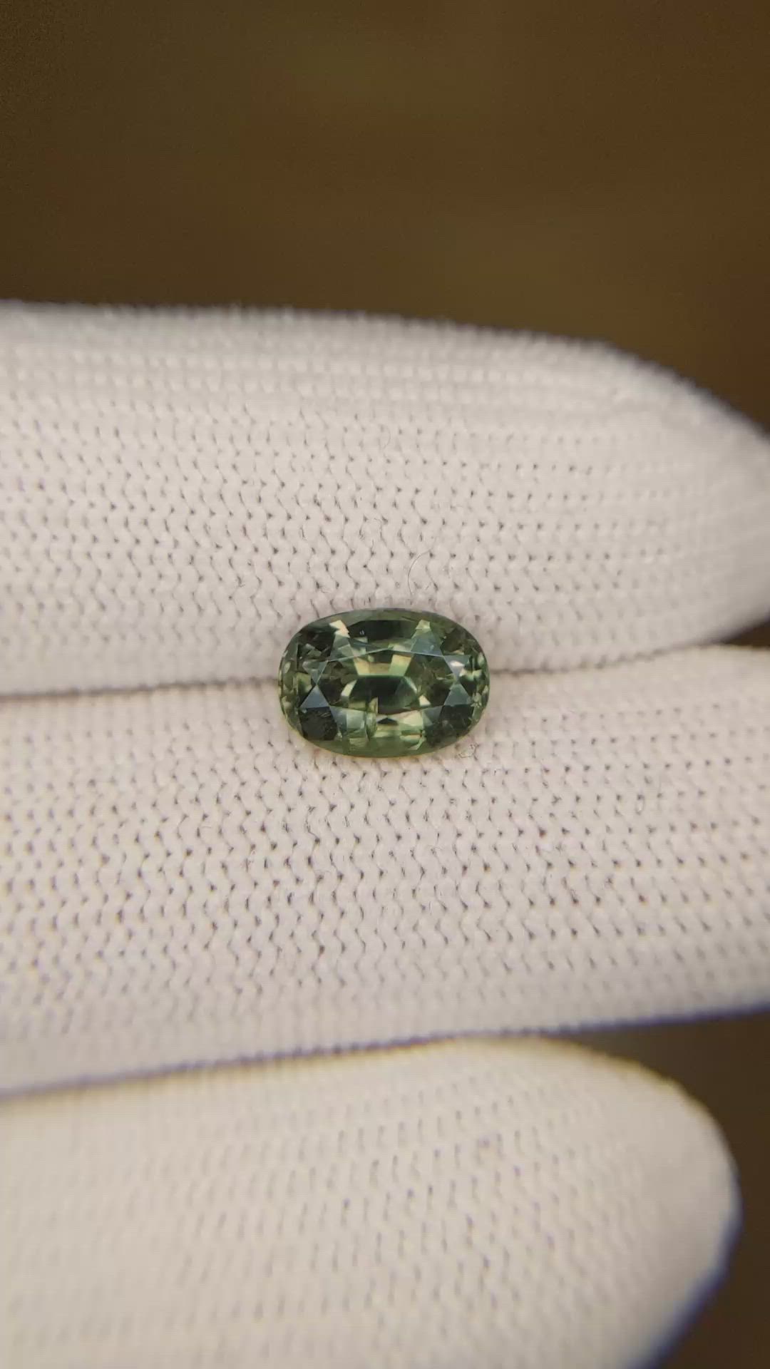 1.63 Ct. Alexandrite from Ceylon (Sri Lanka) Size Video