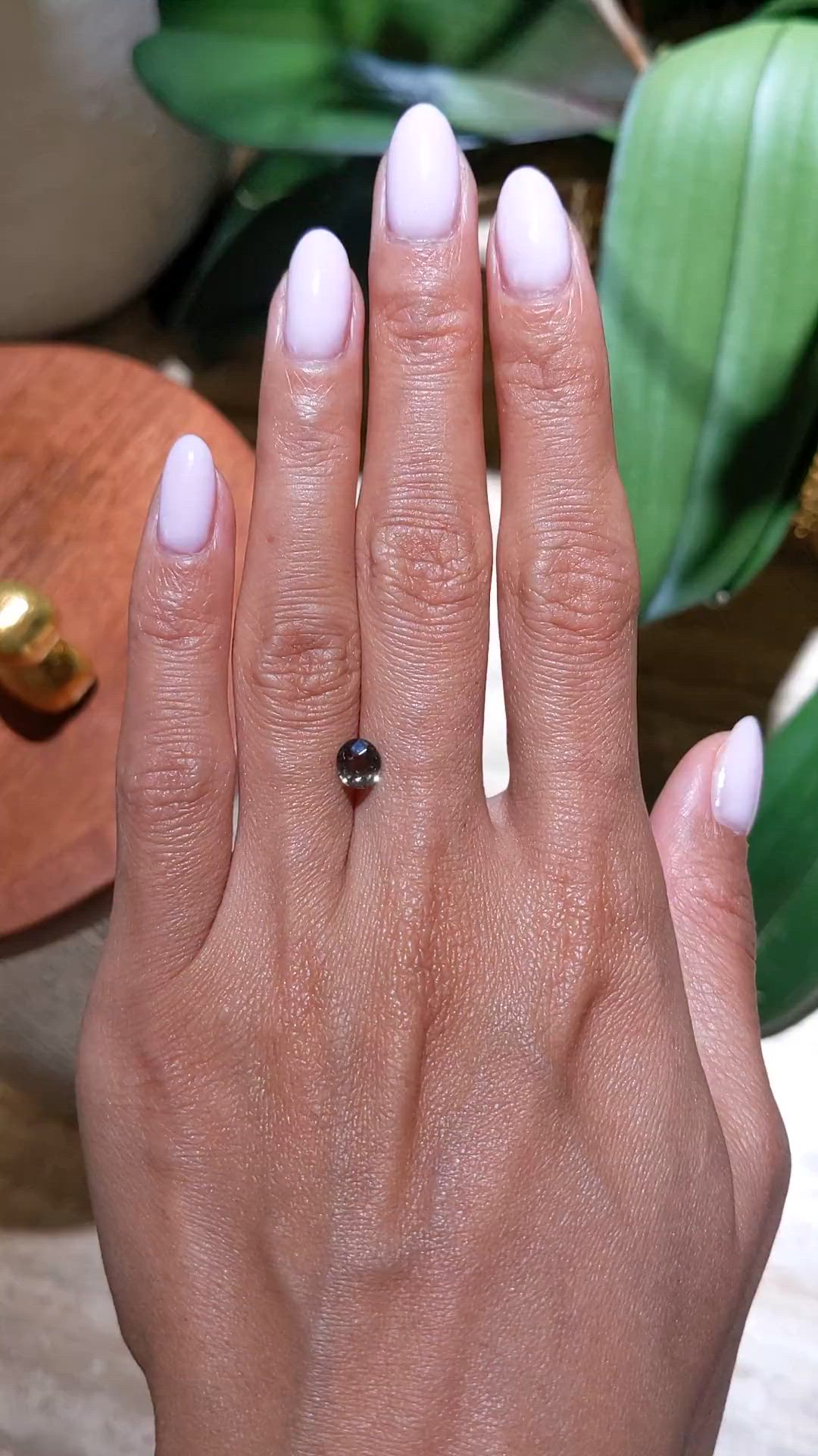 1.11 Ct. Alexandrite from Ceylon (Sri Lanka) Size Video