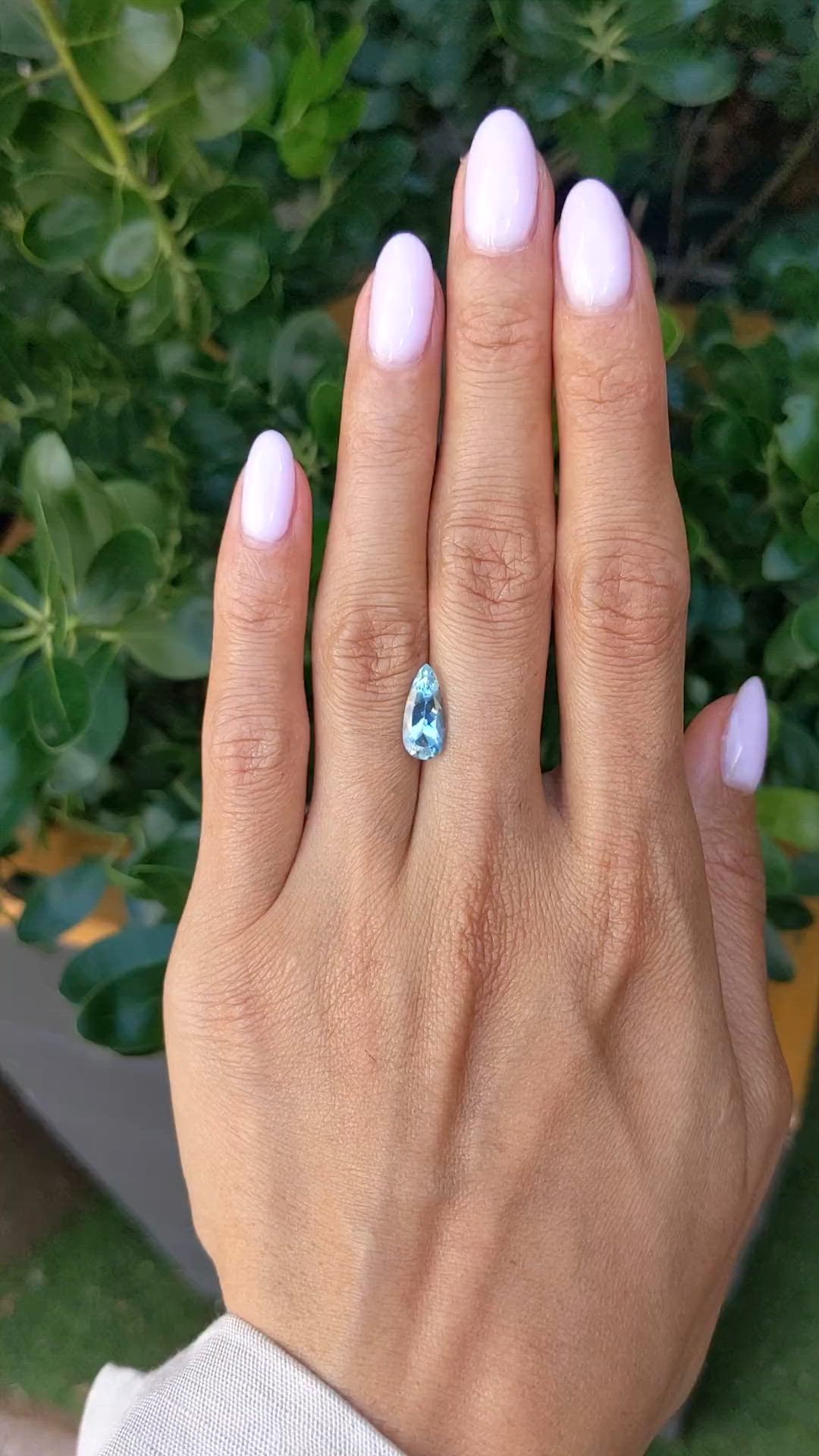 1.43 Ct. Blue Aquamarine from Mozambique Size Video