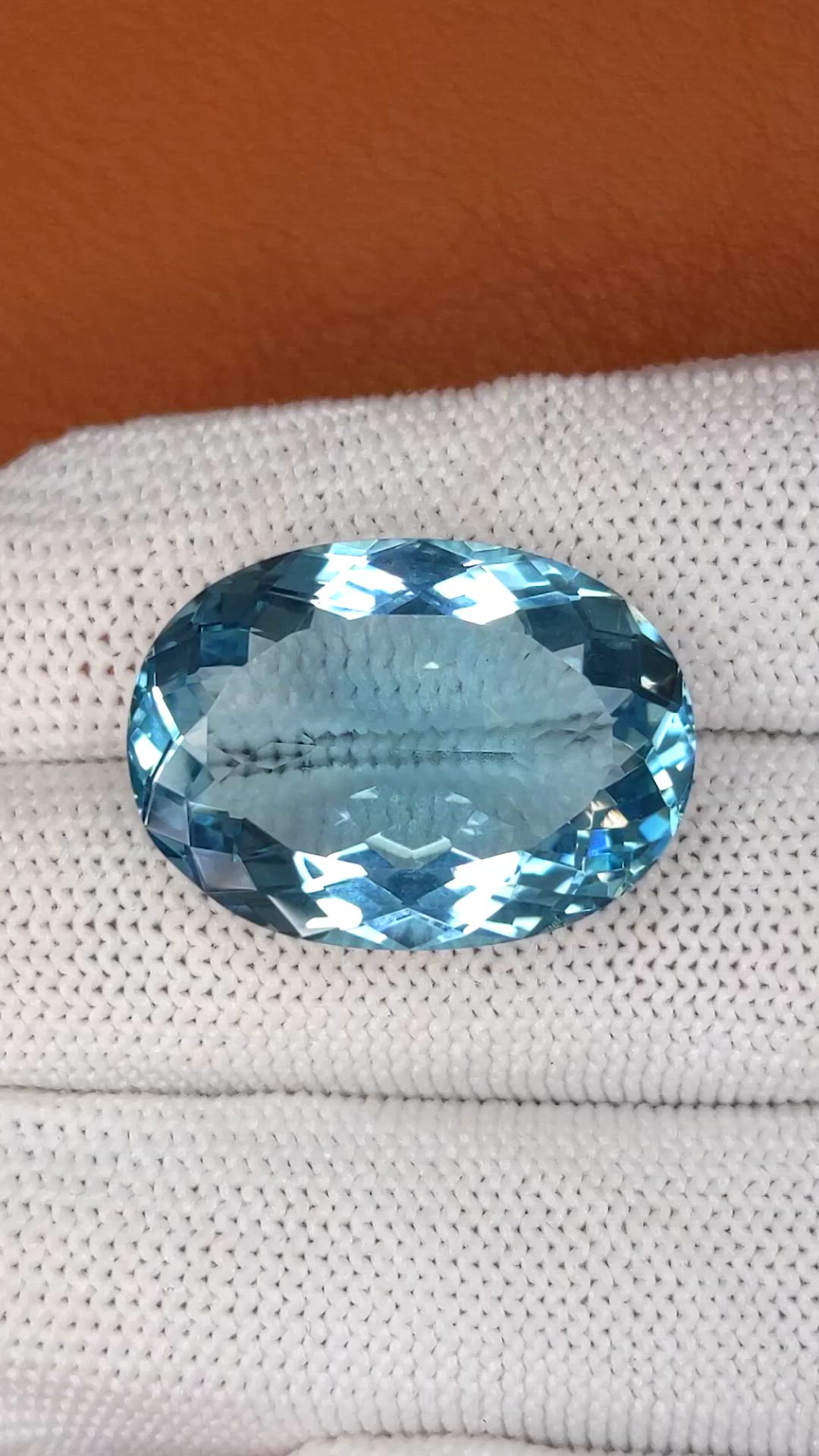 29.37 Ct. Greenish Blue Topaz from Ceylon (Sri Lanka) Size Video