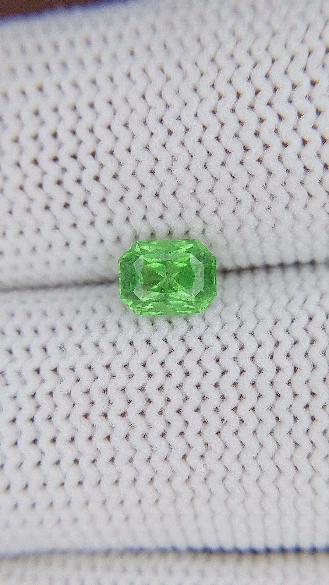 0.90 Ct. Tsavorite Garnet from Tanzania Size Video