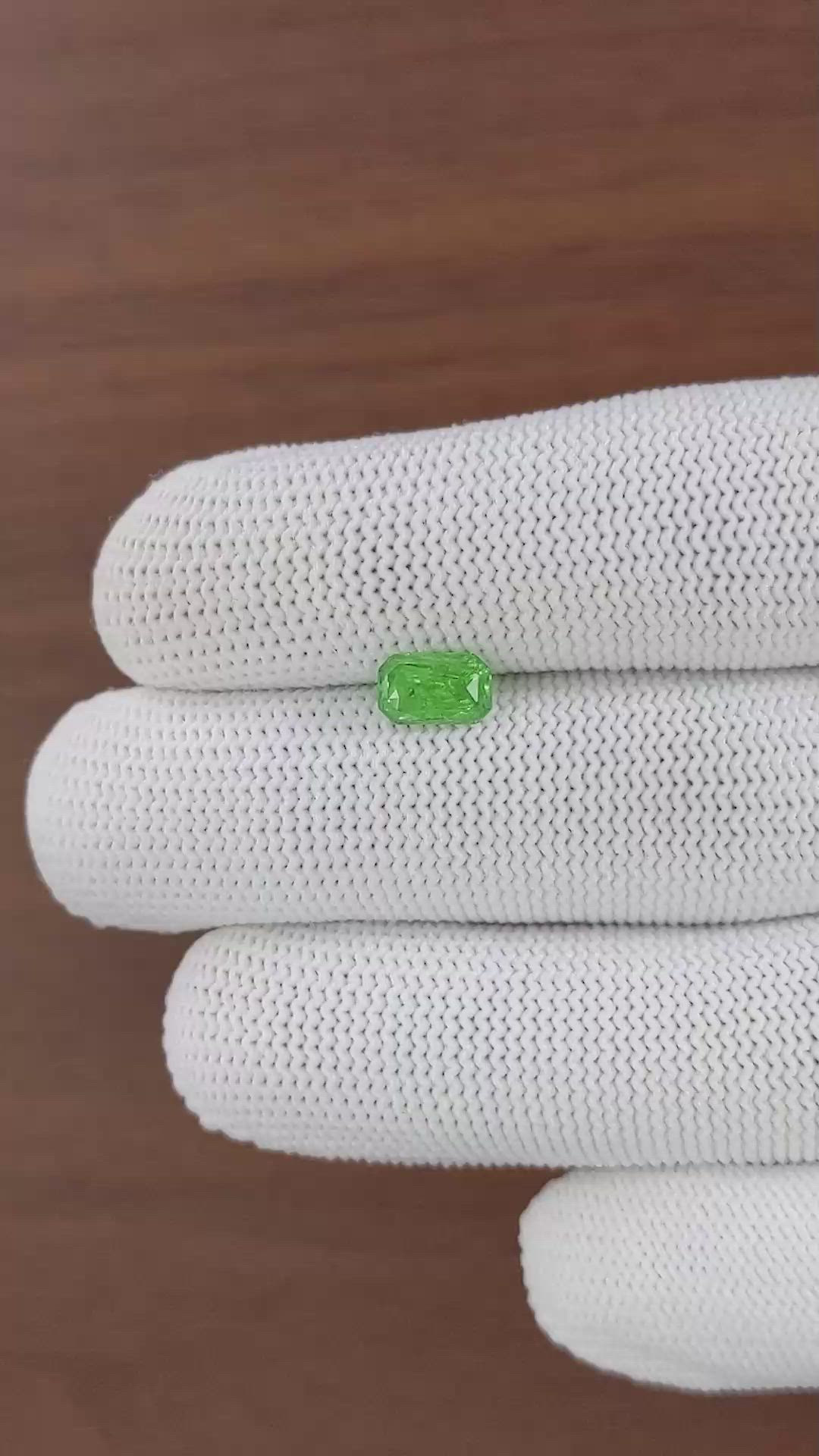 1.29 Ct. Tsavorite Garnet from Tanzania Size Video