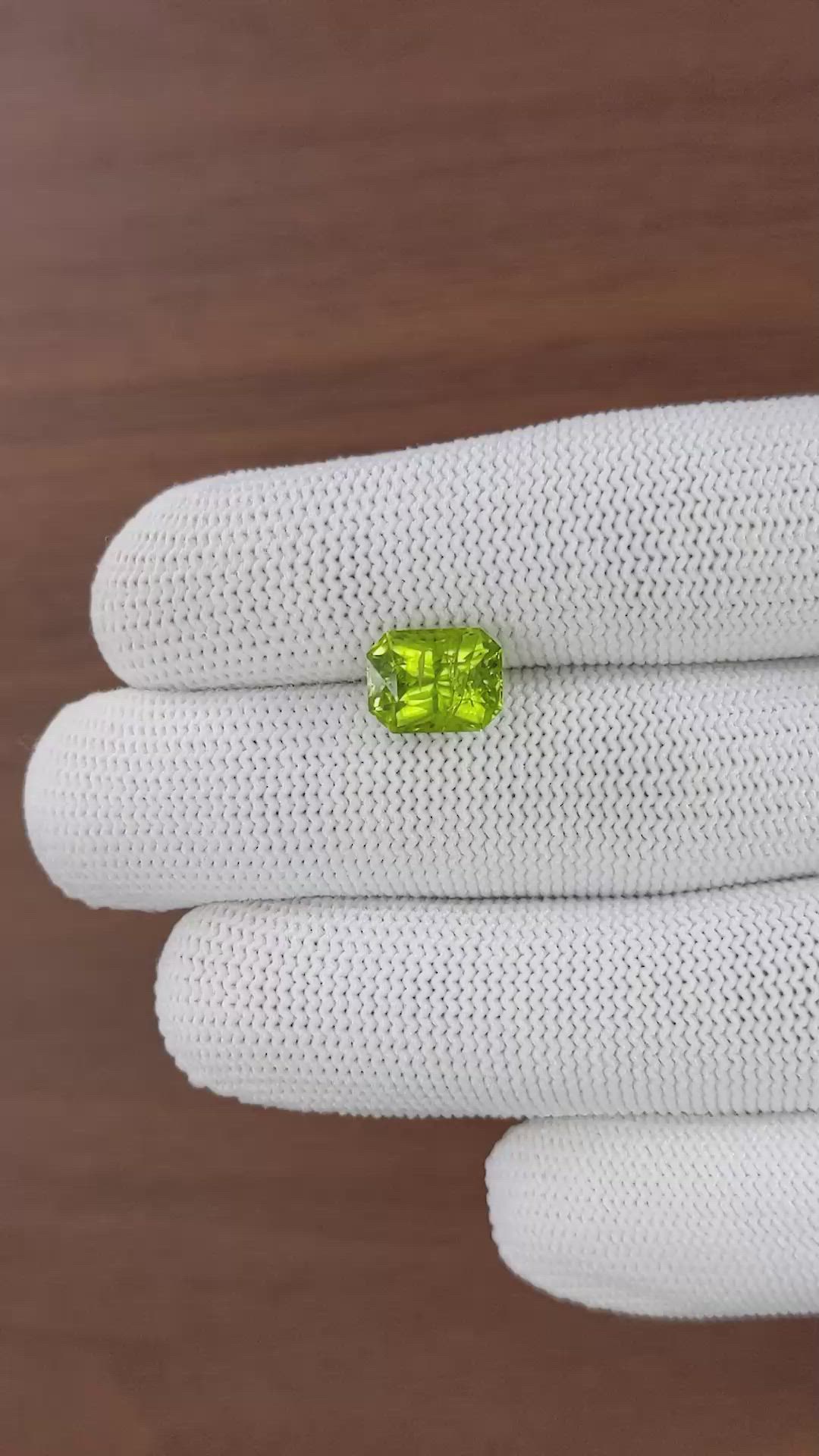 3.88 Ct. Yellowish Green Peridot from Pakistan Size Video