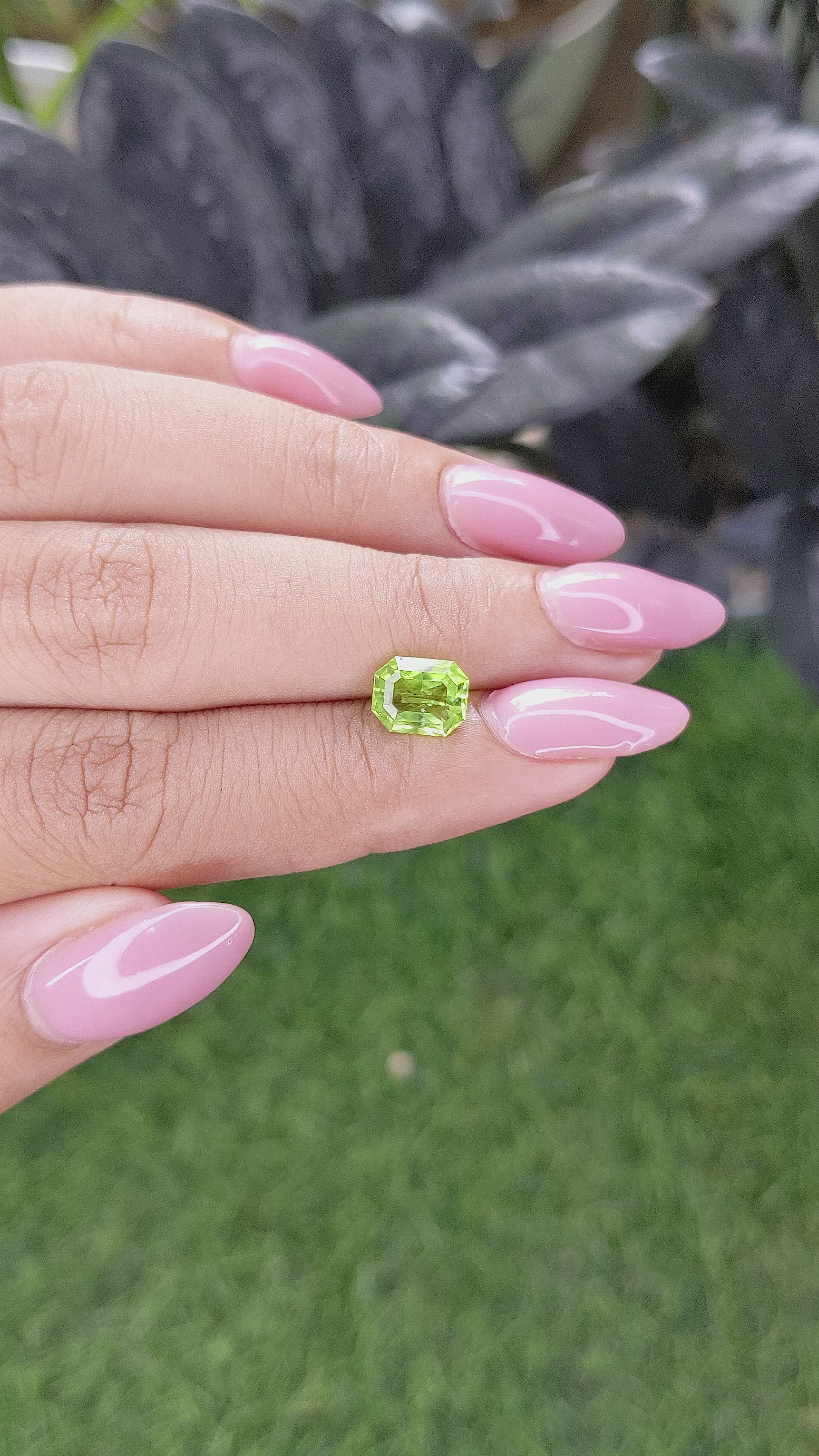 1.61 Ct. Green (Lime Green) Peridot from Pakistan Size Video