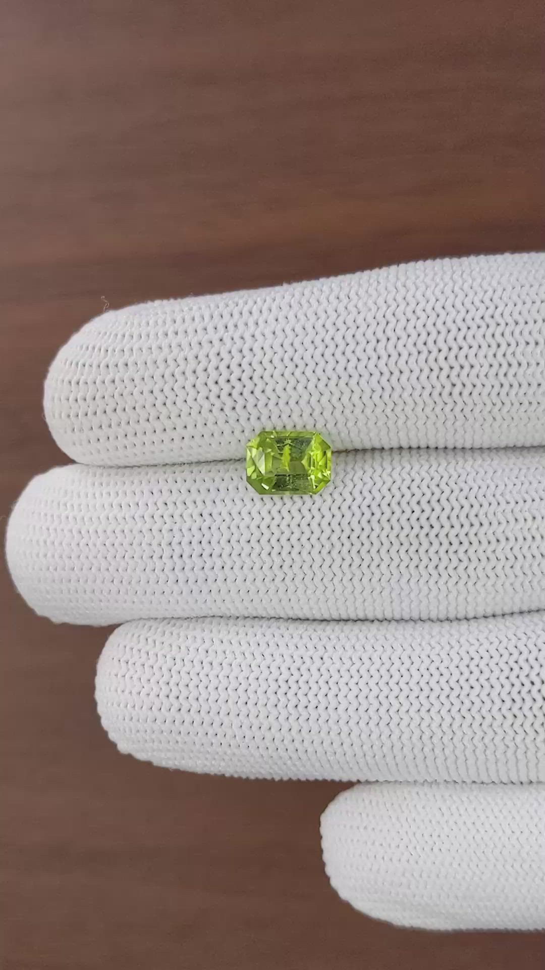 1.80 Ct. Yellowish Green Peridot from Pakistan Size Video