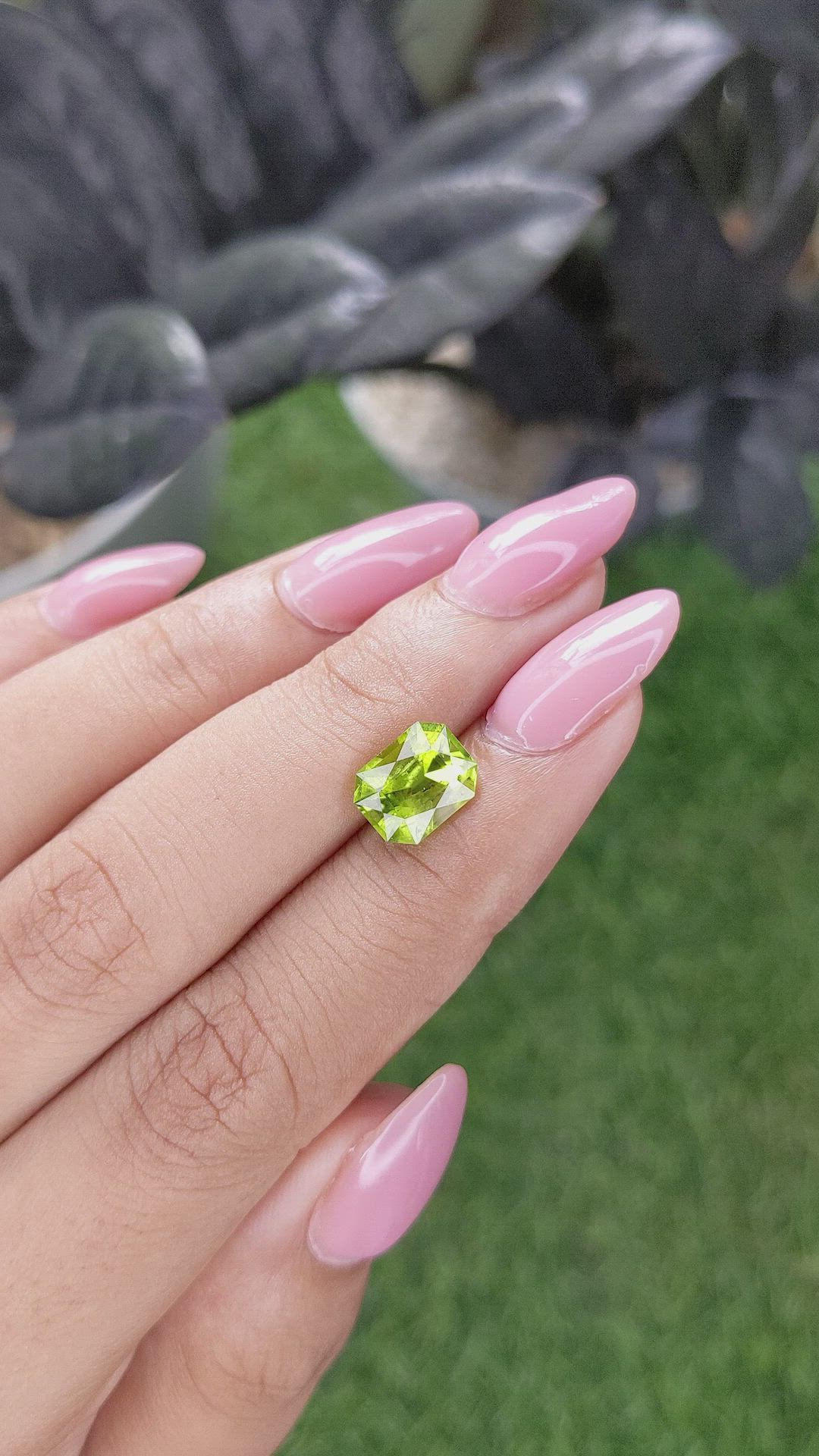 2.52 Ct. Yellowish Green Peridot from Pakistan Size Video