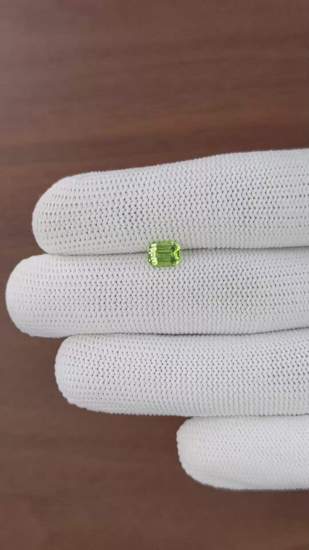 0.94 Ct. Yellowish Green Peridot from Pakistan Size Video
