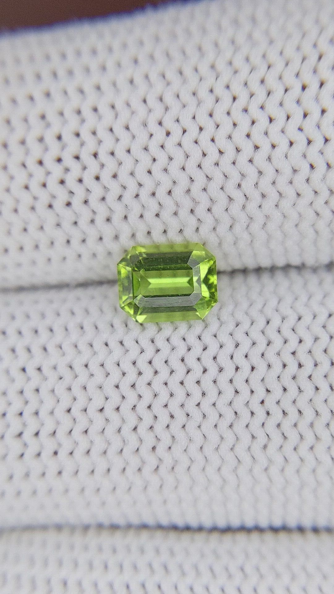 0.94 Ct. Yellowish Green Peridot from Pakistan Size Video