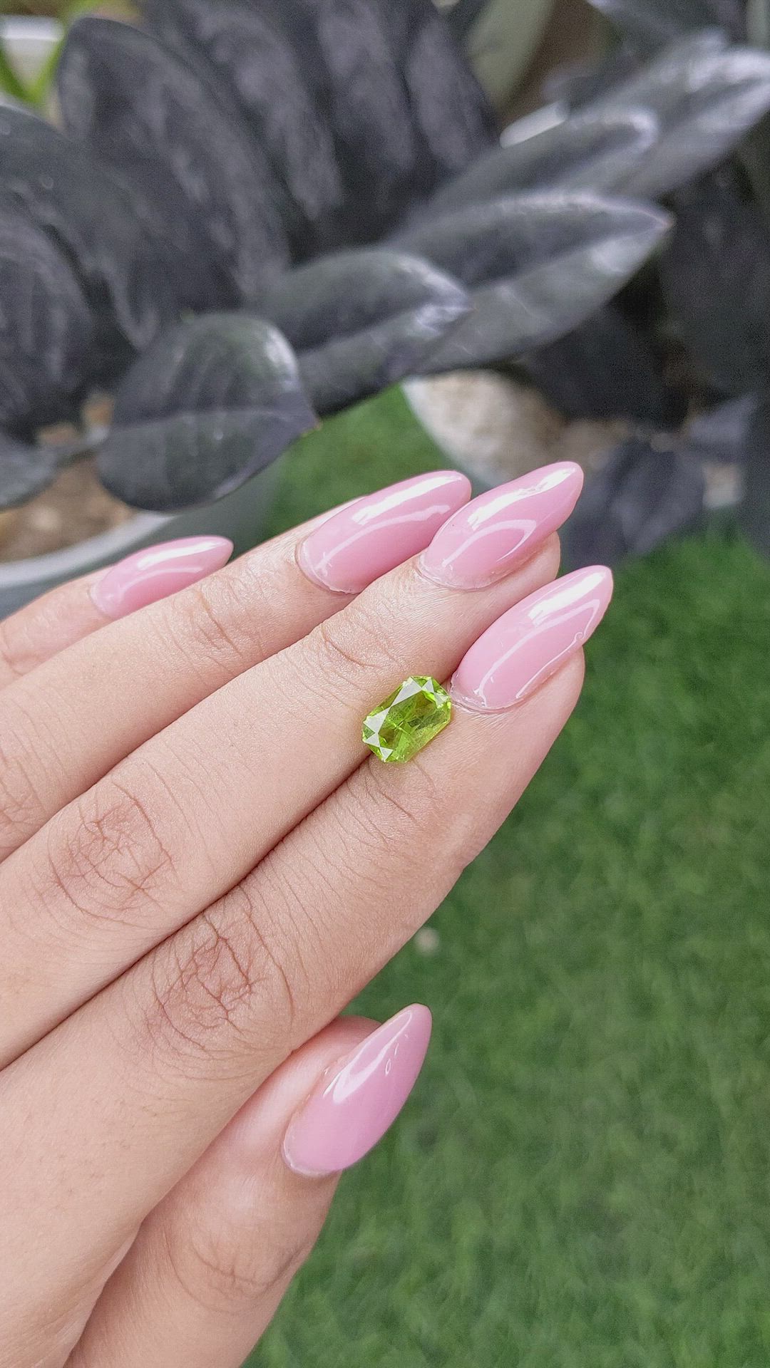 1.41 Ct. Yellowish Green Peridot from Pakistan Size Video