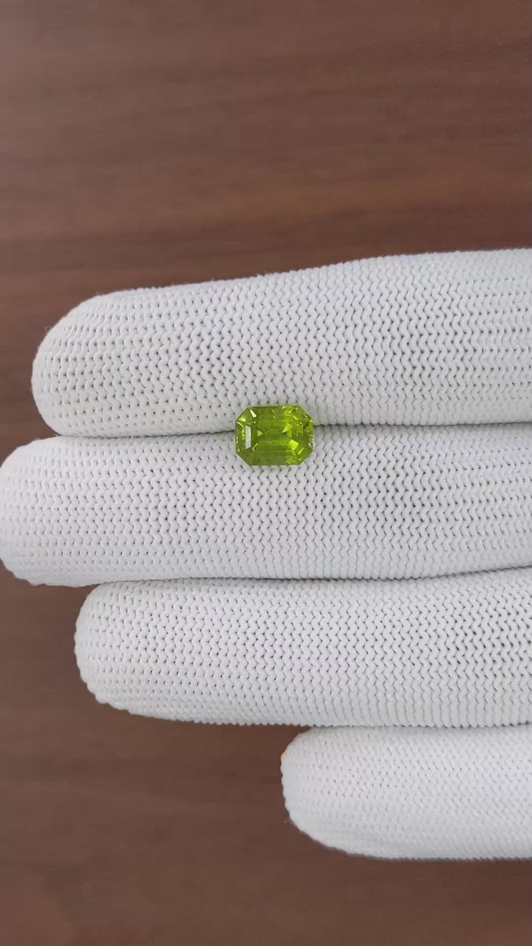 2.36 Ct. Yellowish Green Peridot from Pakistan Size Video