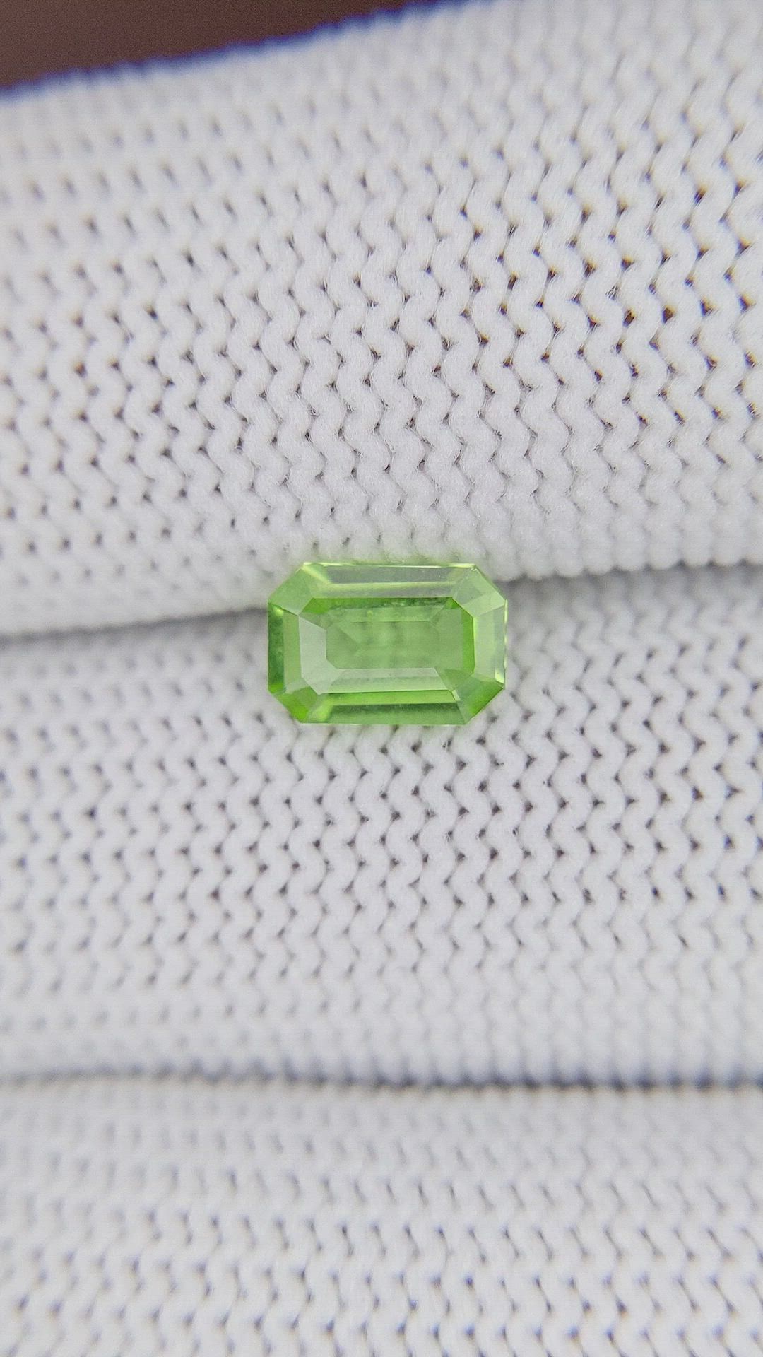 0.95 Ct. Yellowish Green Peridot from Tanzania Size Video