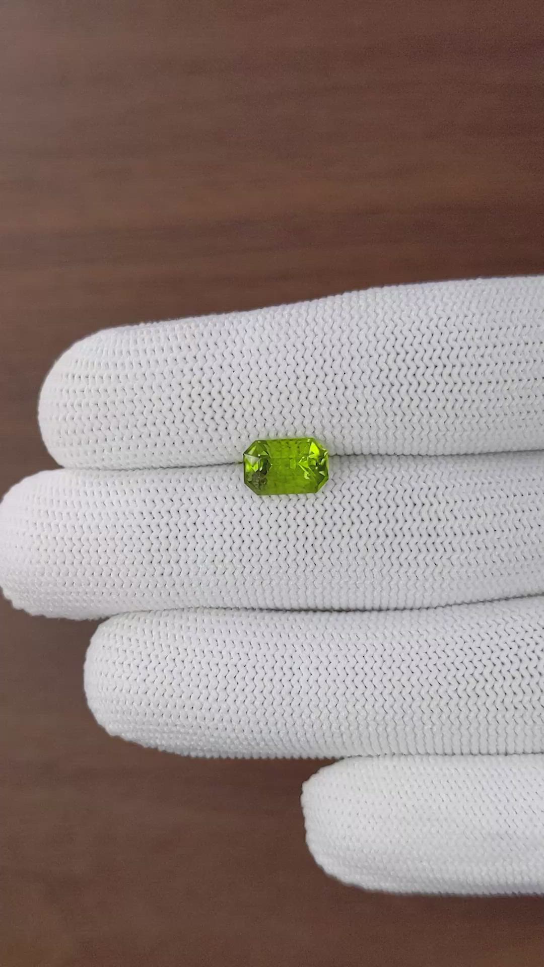 2.24 Ct. Yellowish Green Peridot from Pakistan Size Video