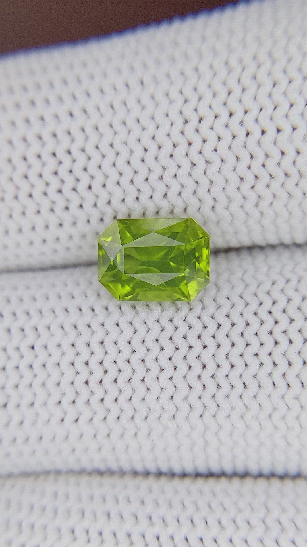 2.10 Ct. Yellowish Green Peridot from Pakistan Size Video