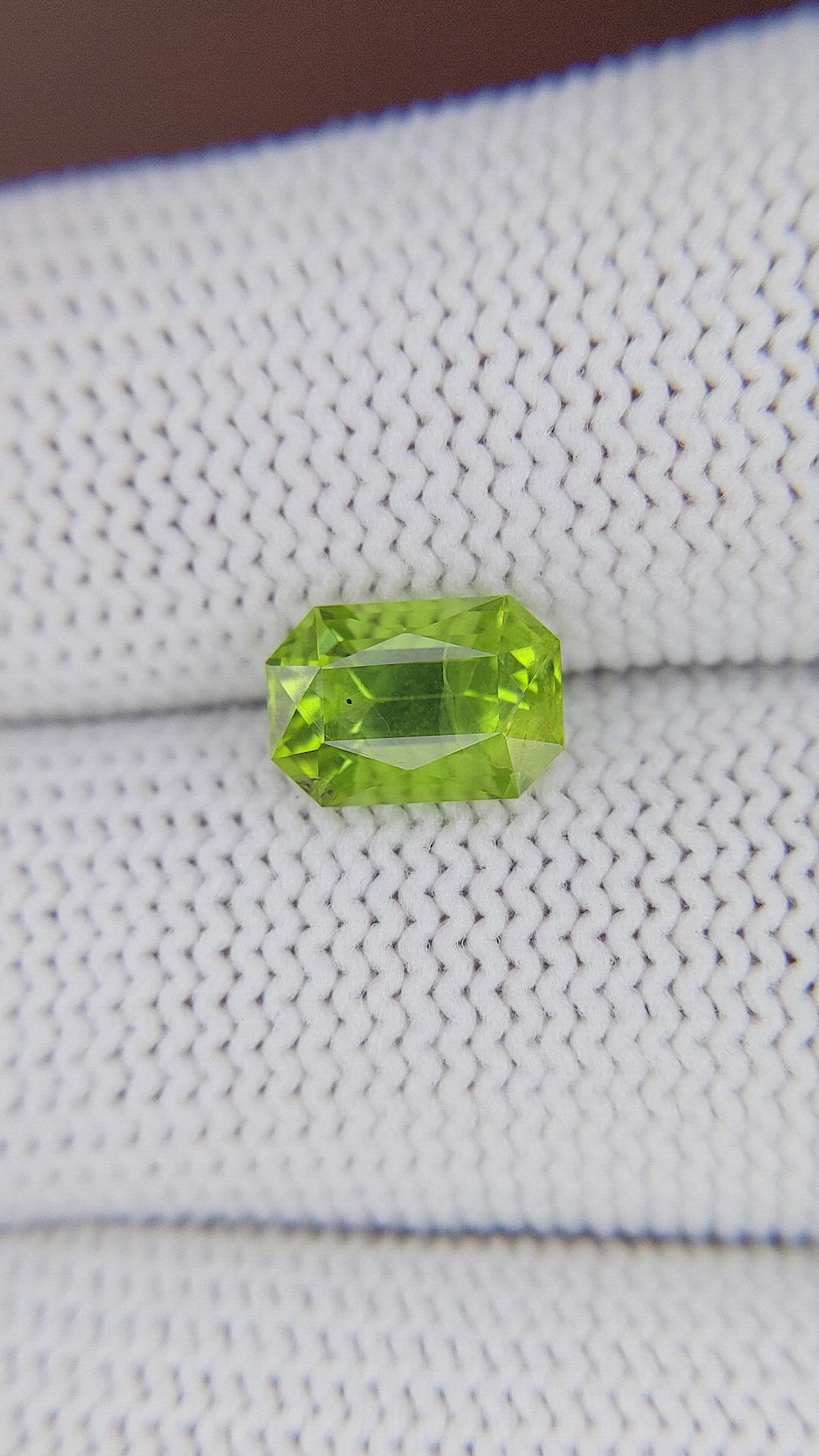2.13 Ct. Yellowish Green Peridot from Pakistan Size Video