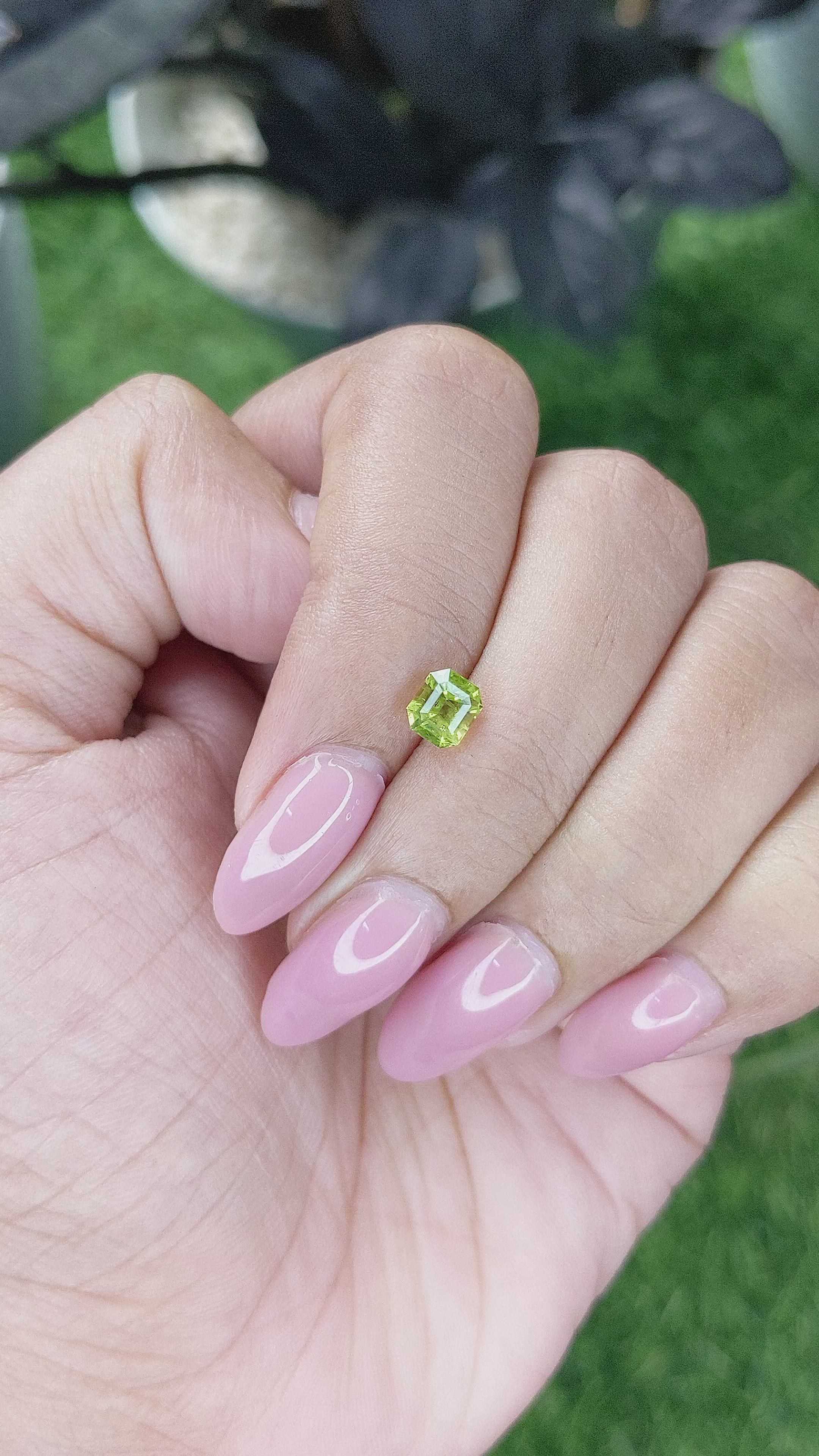 0.87 Ct. Yellowish Green Peridot from Pakistan Size Video