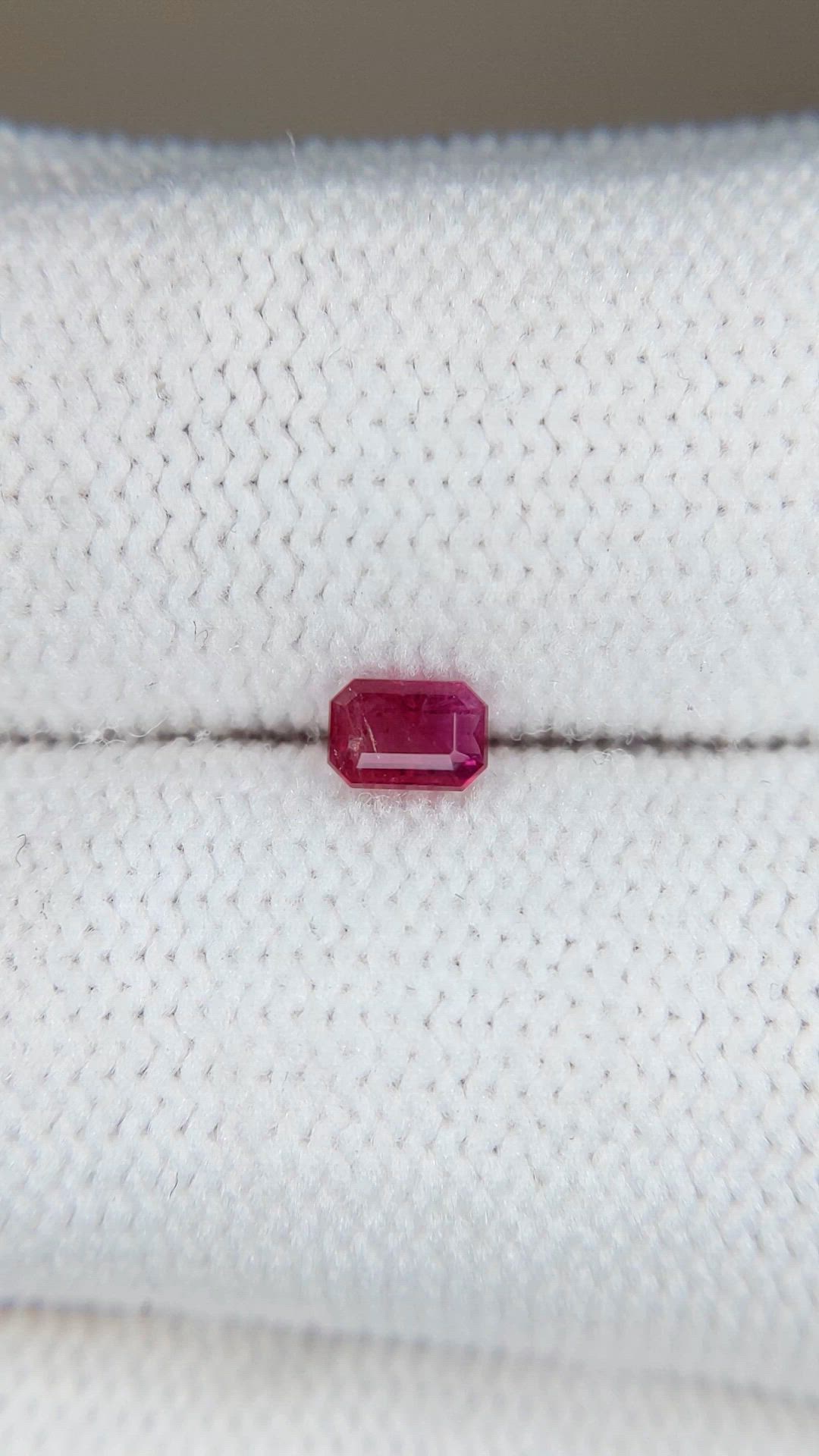 0.20 Ct. Pinkish Red Red Beryl from United States Size Video