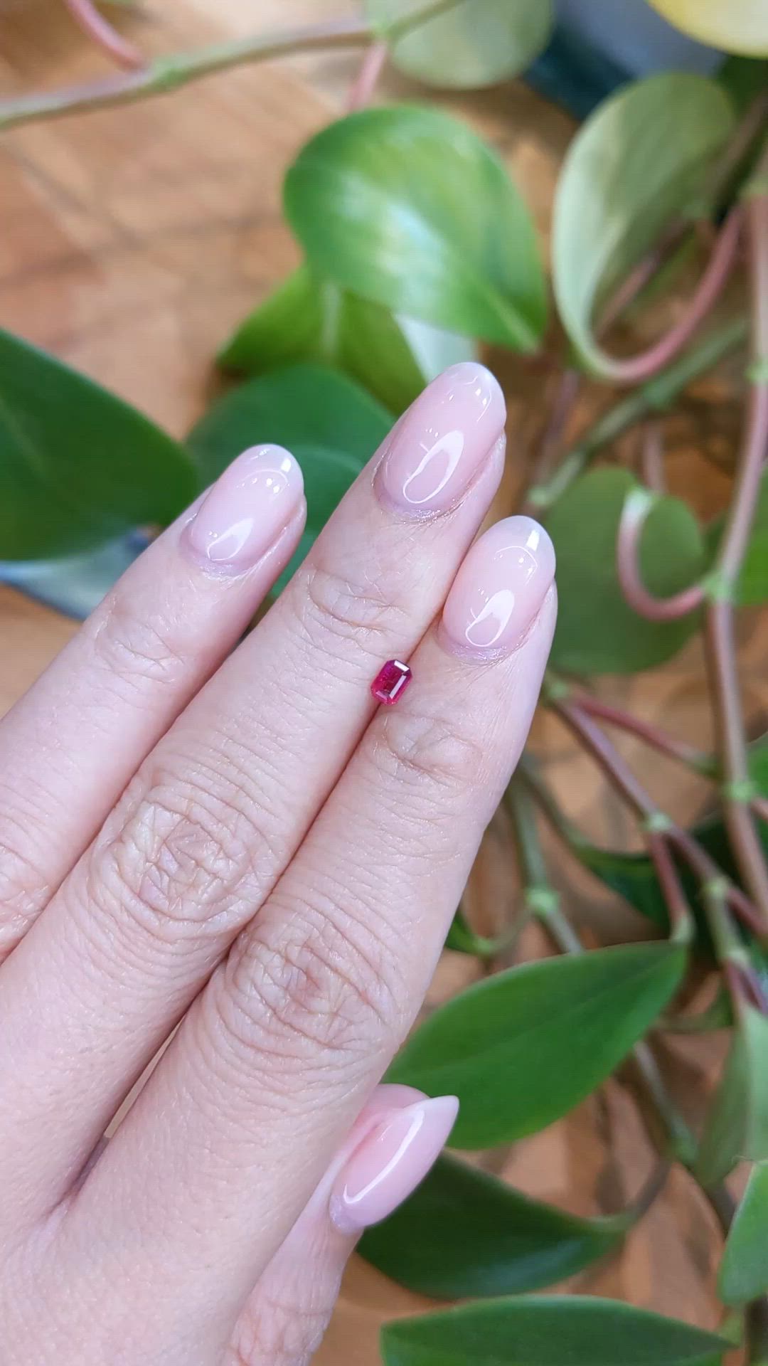 0.20 Ct. Pinkish Red Red Beryl from United States Size Video