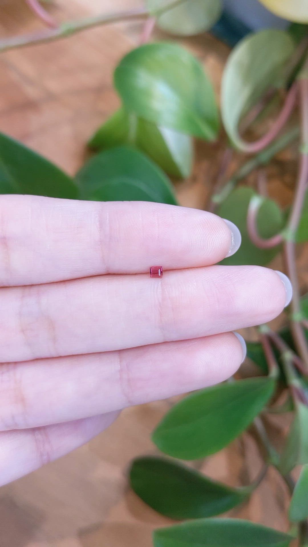 0.04 Ct. Pinkish Red Red Beryl from United States Size Video