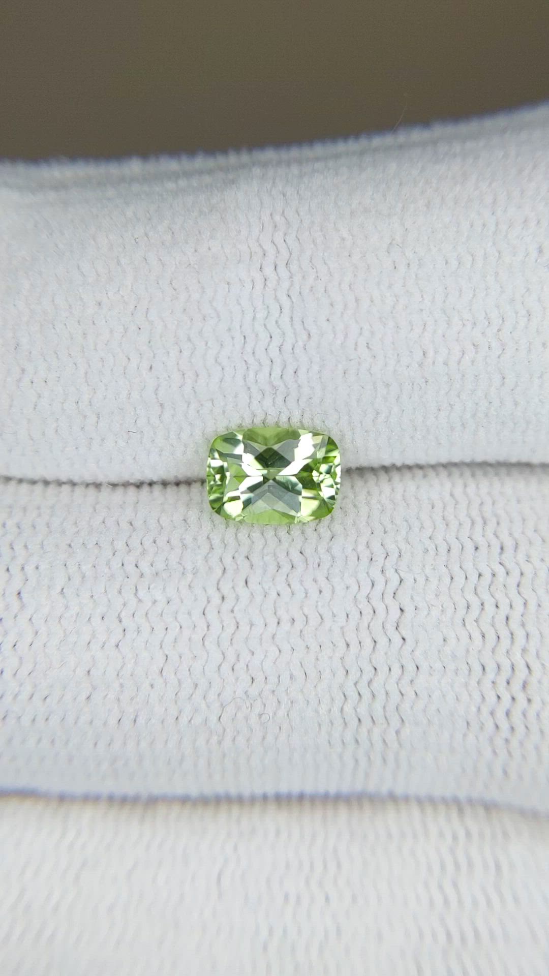 0.97 Ct. Green (Lime Green) Peridot from Burma (Myanmar) Size Video