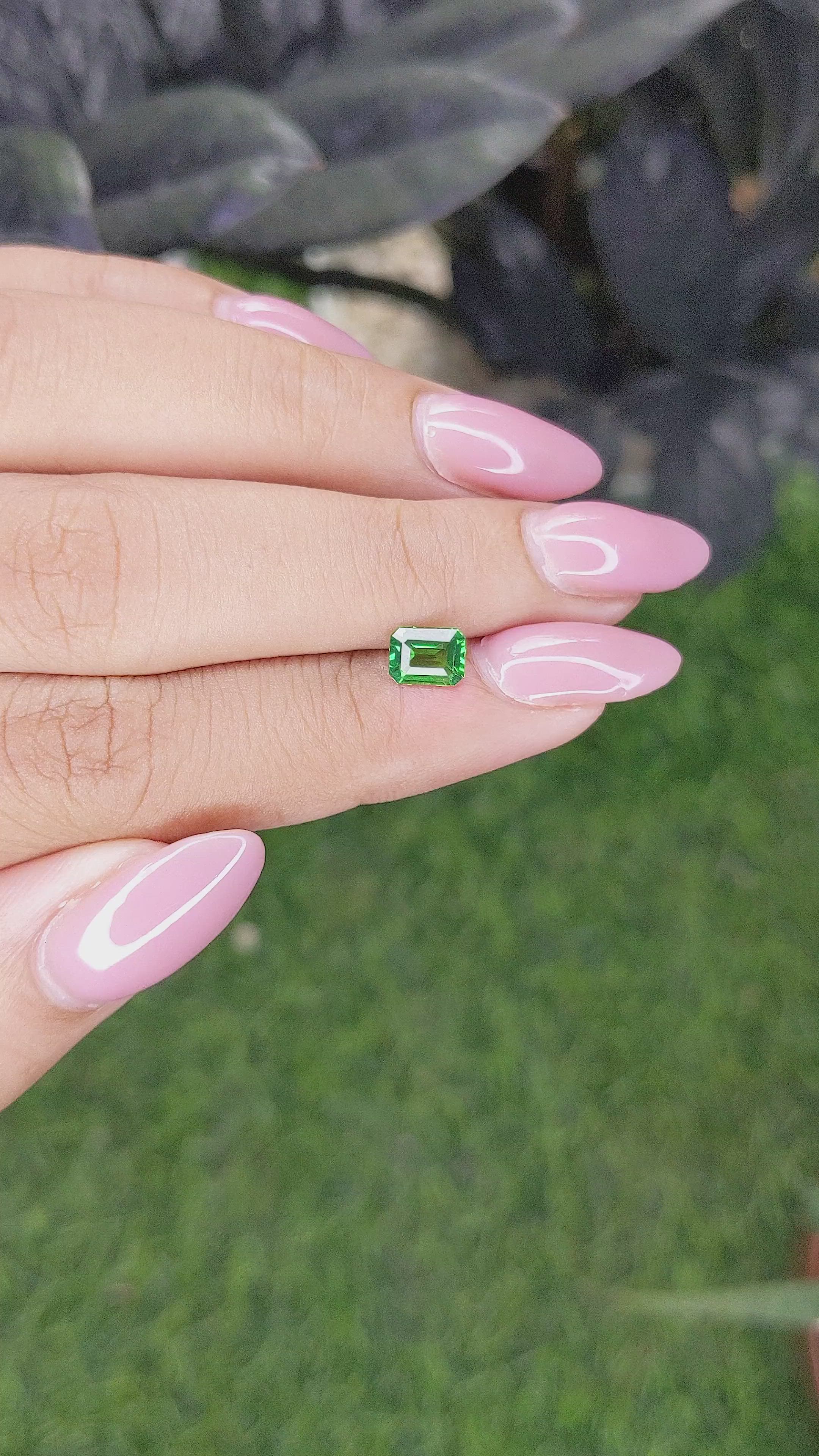 0.87 Ct. Tsavorite Garnet from Tanzania Size Video