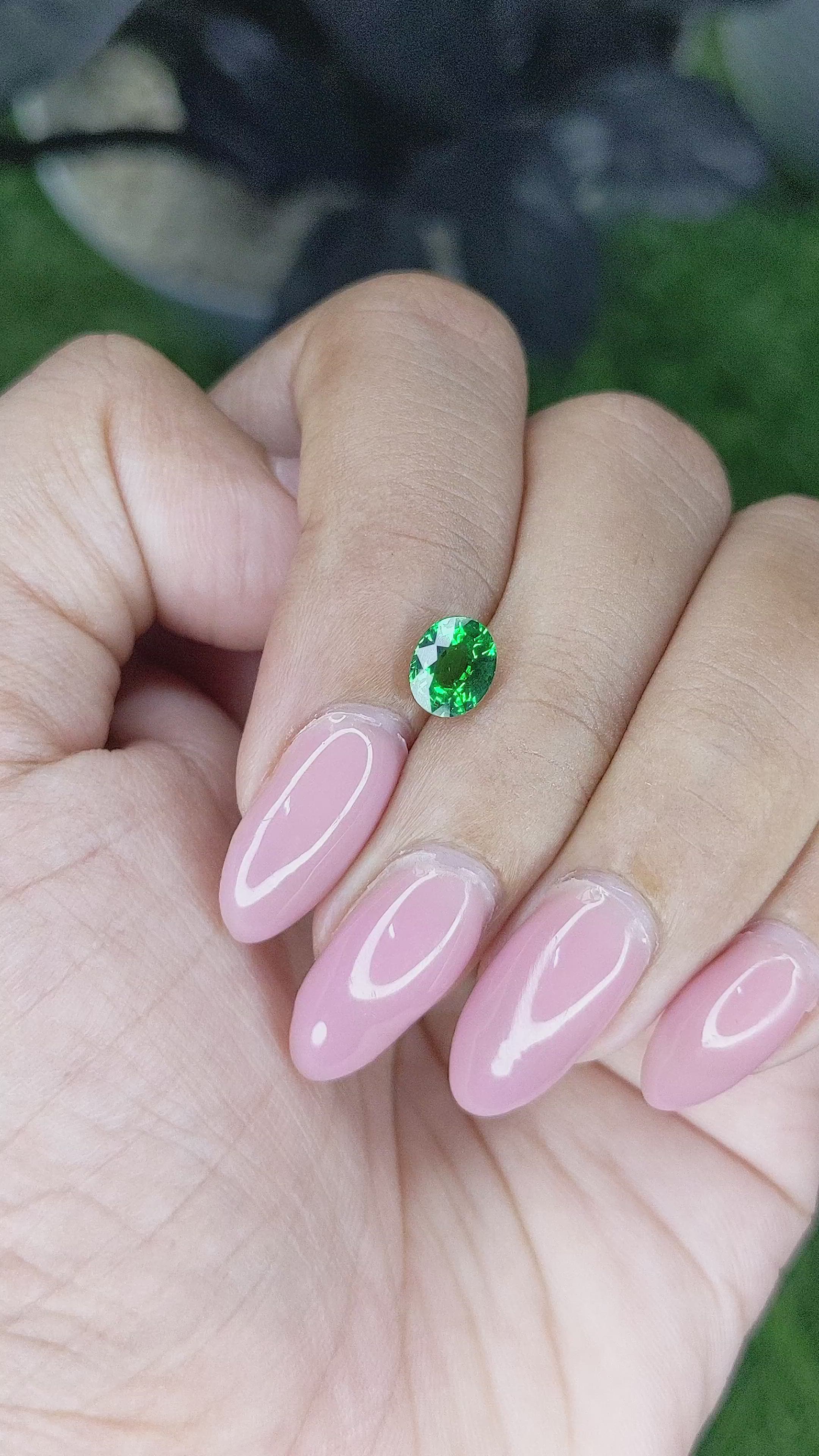 1.03 Ct. Tsavorite Garnet from Tanzania Size Video