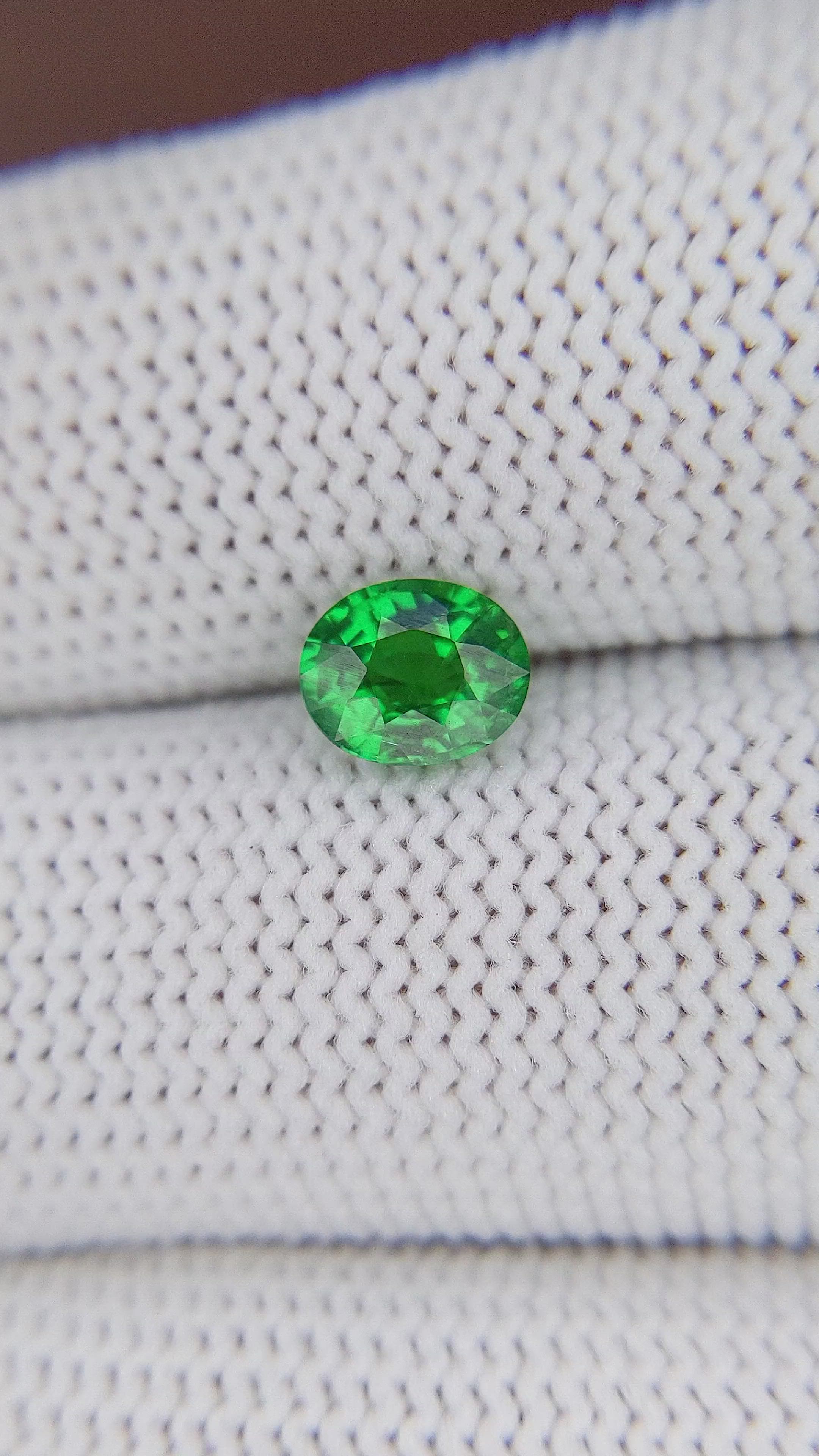 1.03 Ct. Tsavorite Garnet from Tanzania Size Video
