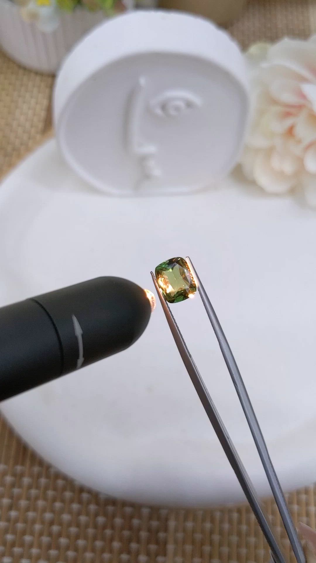 2.21 Ct. Alexandrite from Ceylon (Sri Lanka) Size Video
