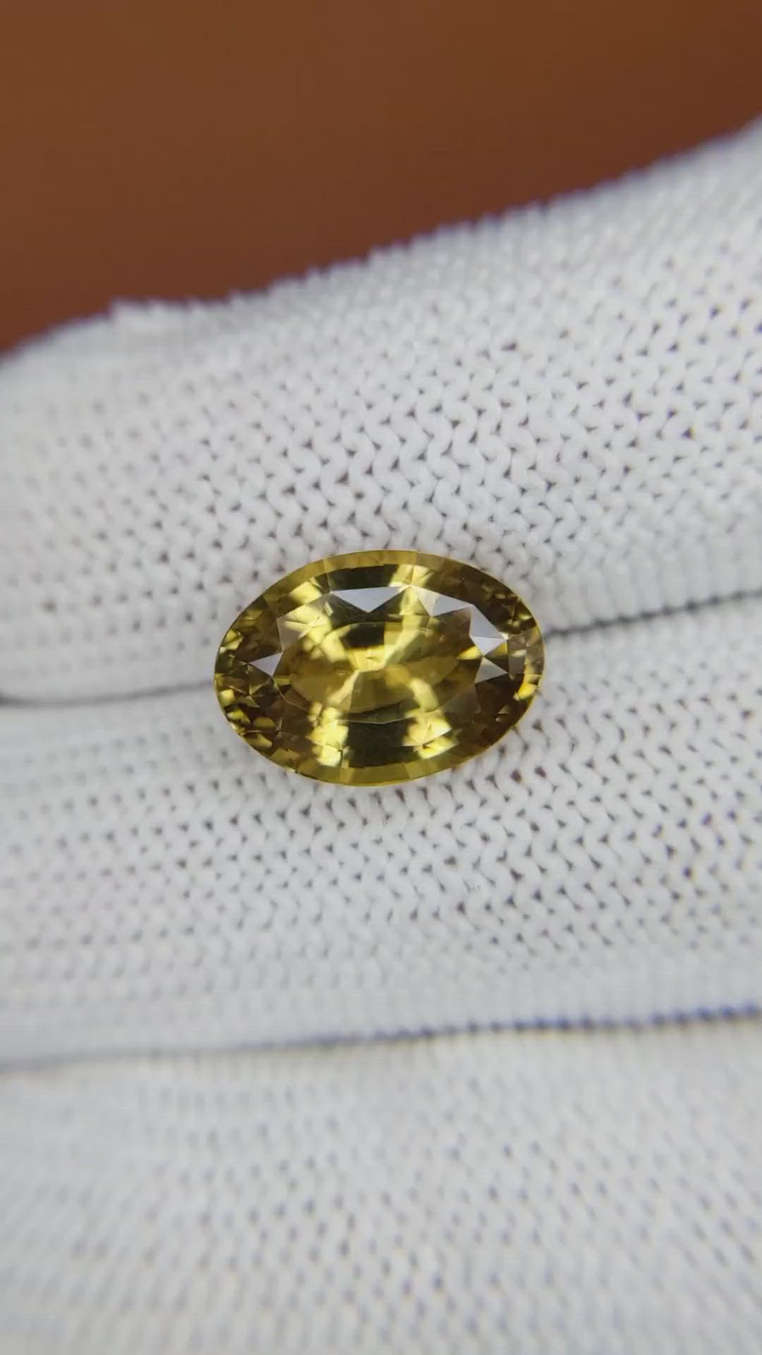 6.22 Ct. Golden Brown Sinhalite from Ceylon (Sri Lanka) Size Video