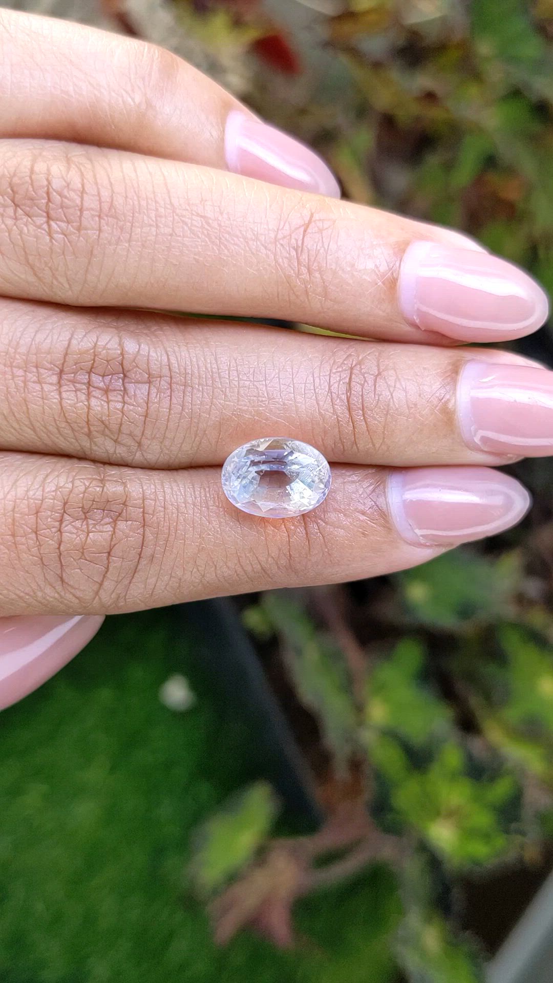 4.29 Ct. Rainbow Moonstone from Ceylon (Sri Lanka) Size Video