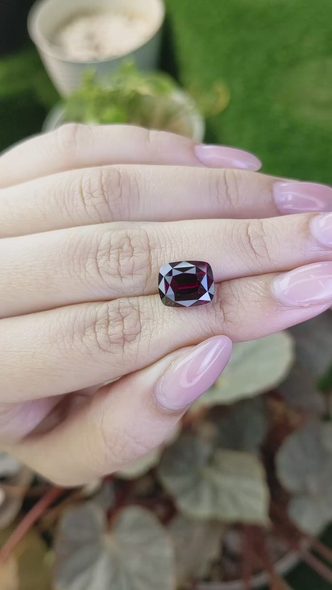 6.65 Ct. Purple Rhodolite Garnet from Ceylon (Sri Lanka) Size Video