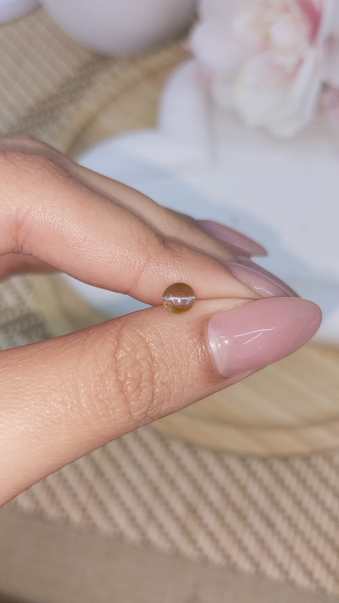 0.73 Ct. Cabochon Alexandrite from Ceylon (Sri Lanka) Size Video