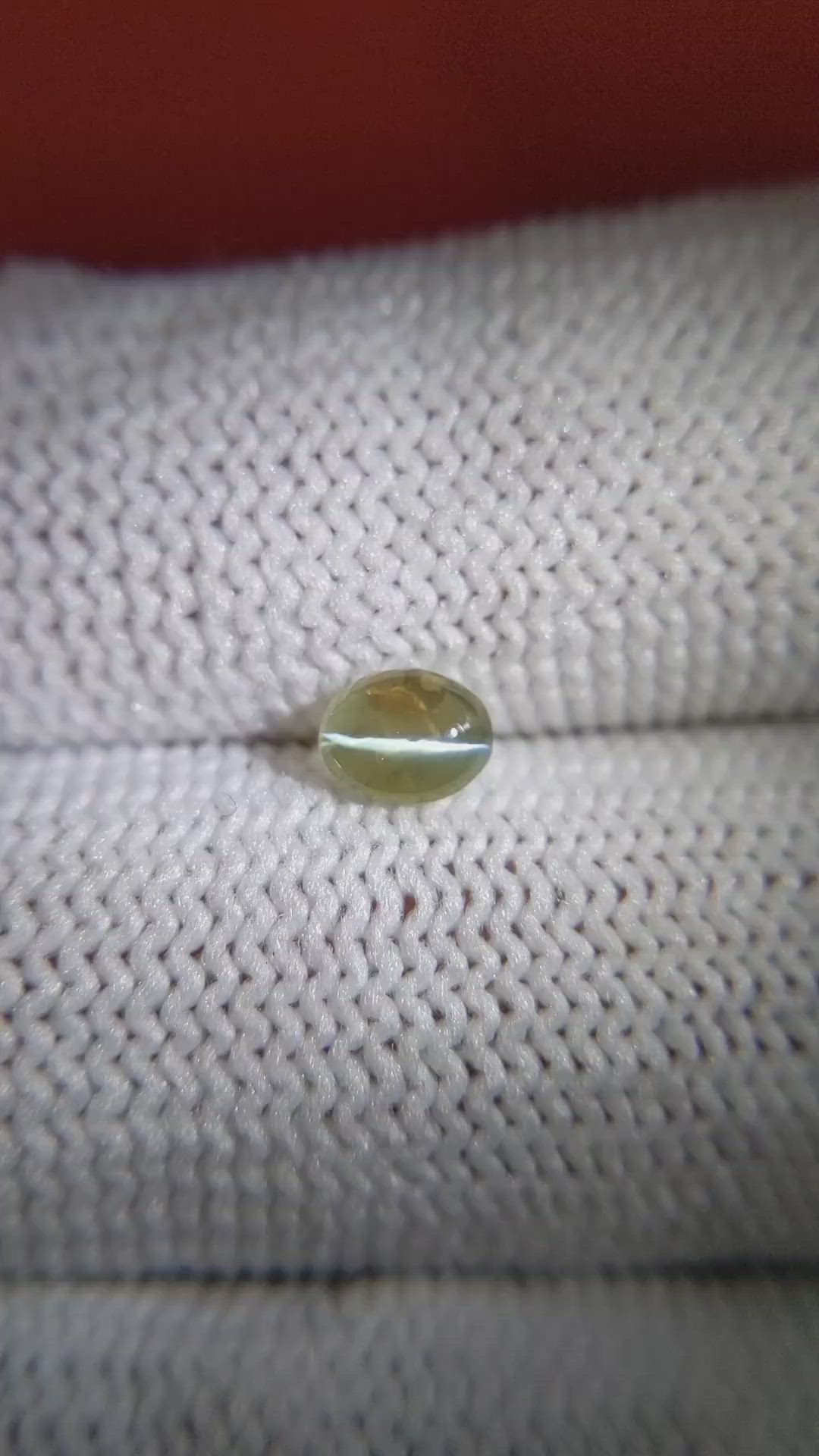0.48 Ct. Cabochon Alexandrite from Ceylon (Sri Lanka) Size Video