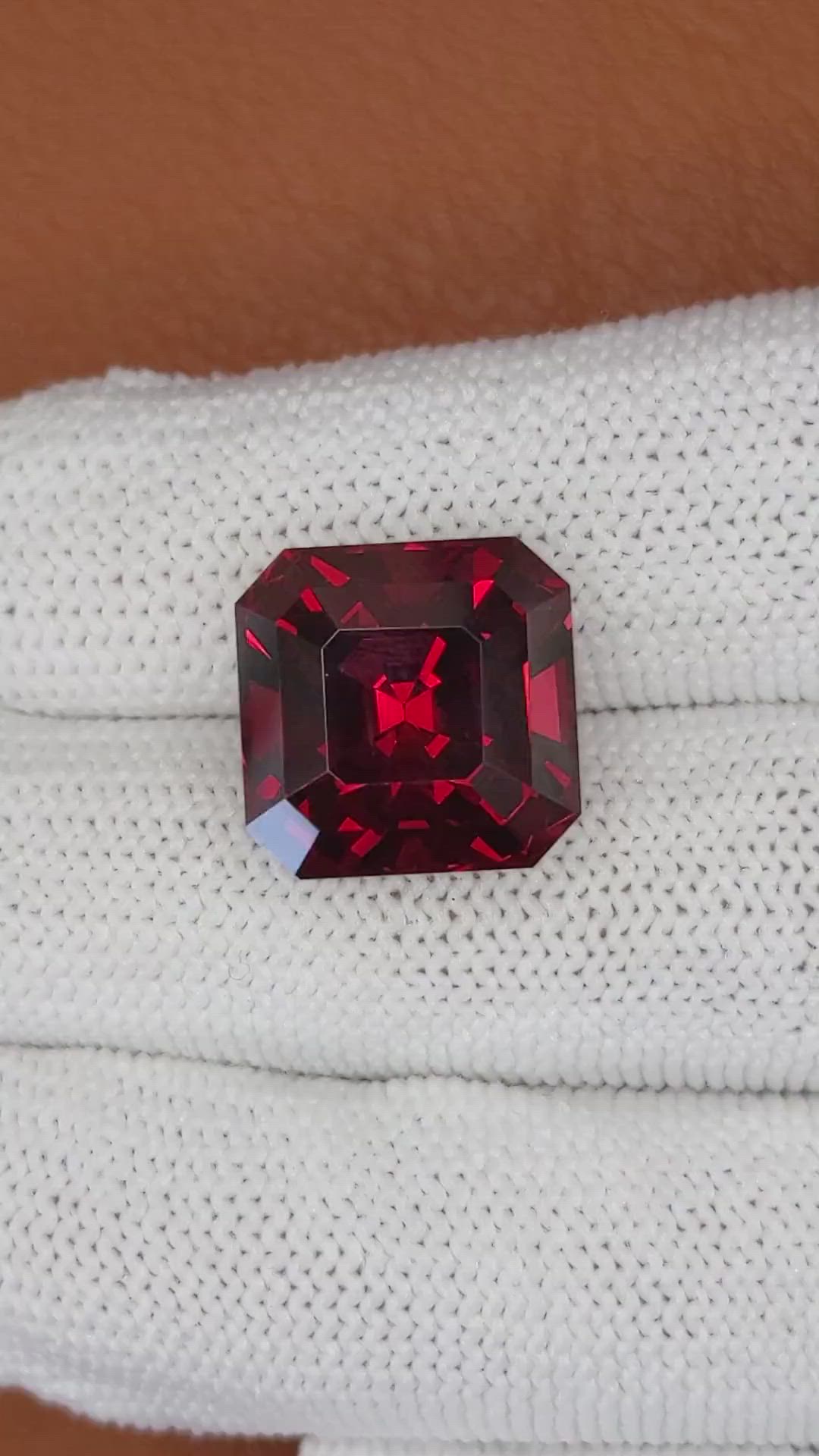 19.05 Ct. Red Garnet from Ceylon (Sri Lanka) Size Video
