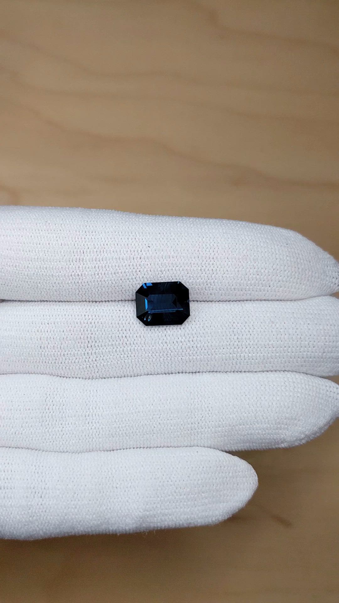 4.17 Ct. Blue Spinel from Ceylon (Sri Lanka) Size Video