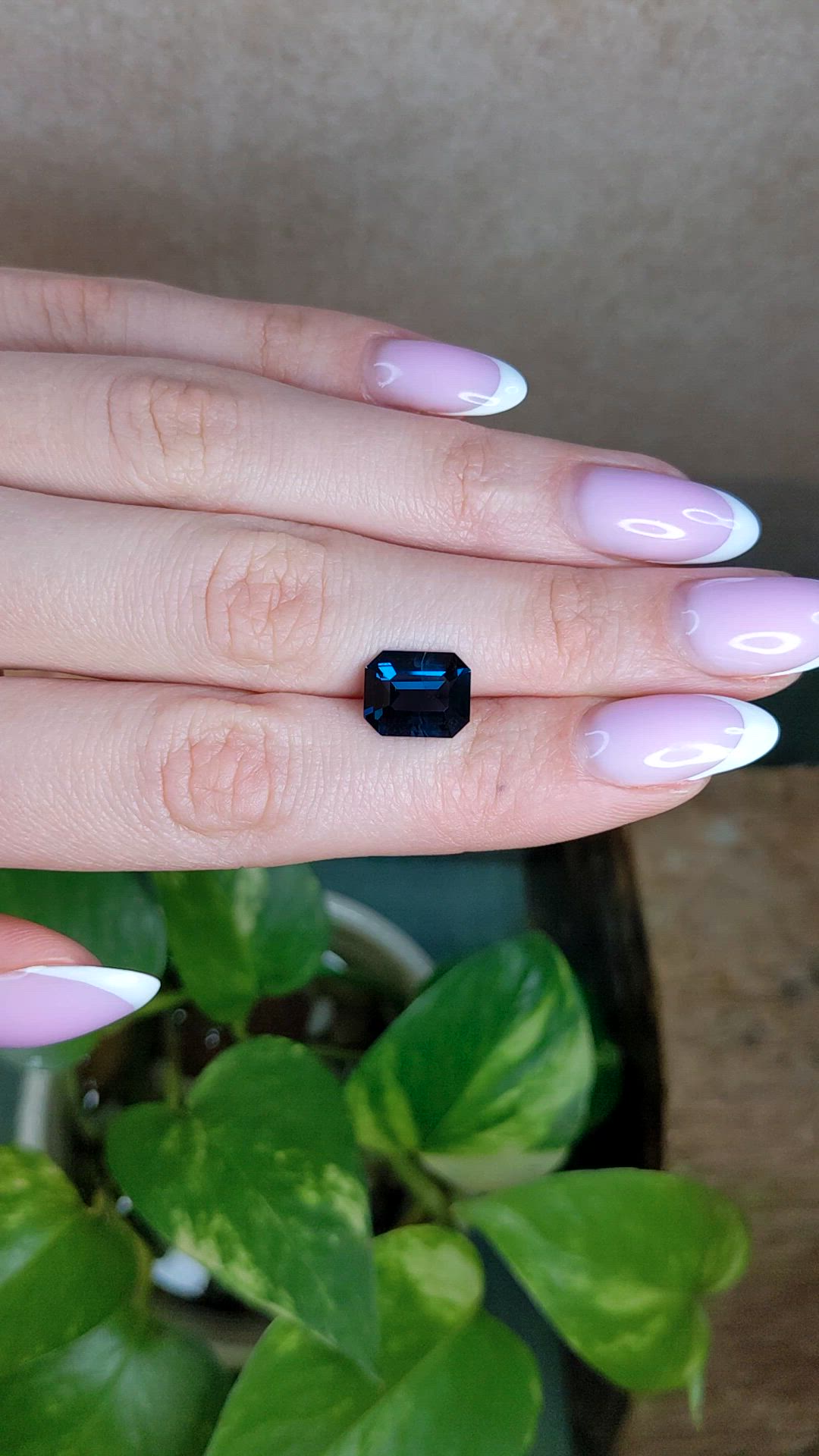4.17 Ct. Blue Spinel from Ceylon (Sri Lanka) Size Video