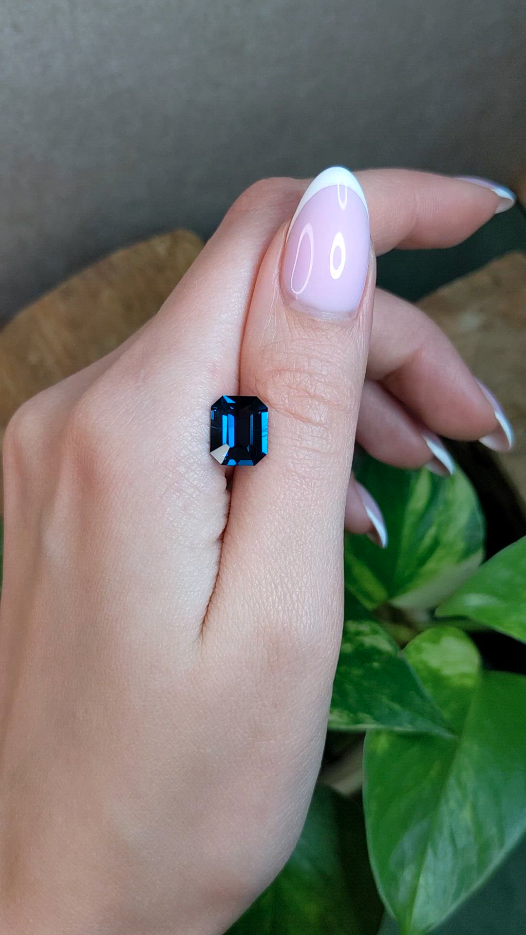 4.17 Ct. Blue Spinel from Ceylon (Sri Lanka) Size Video