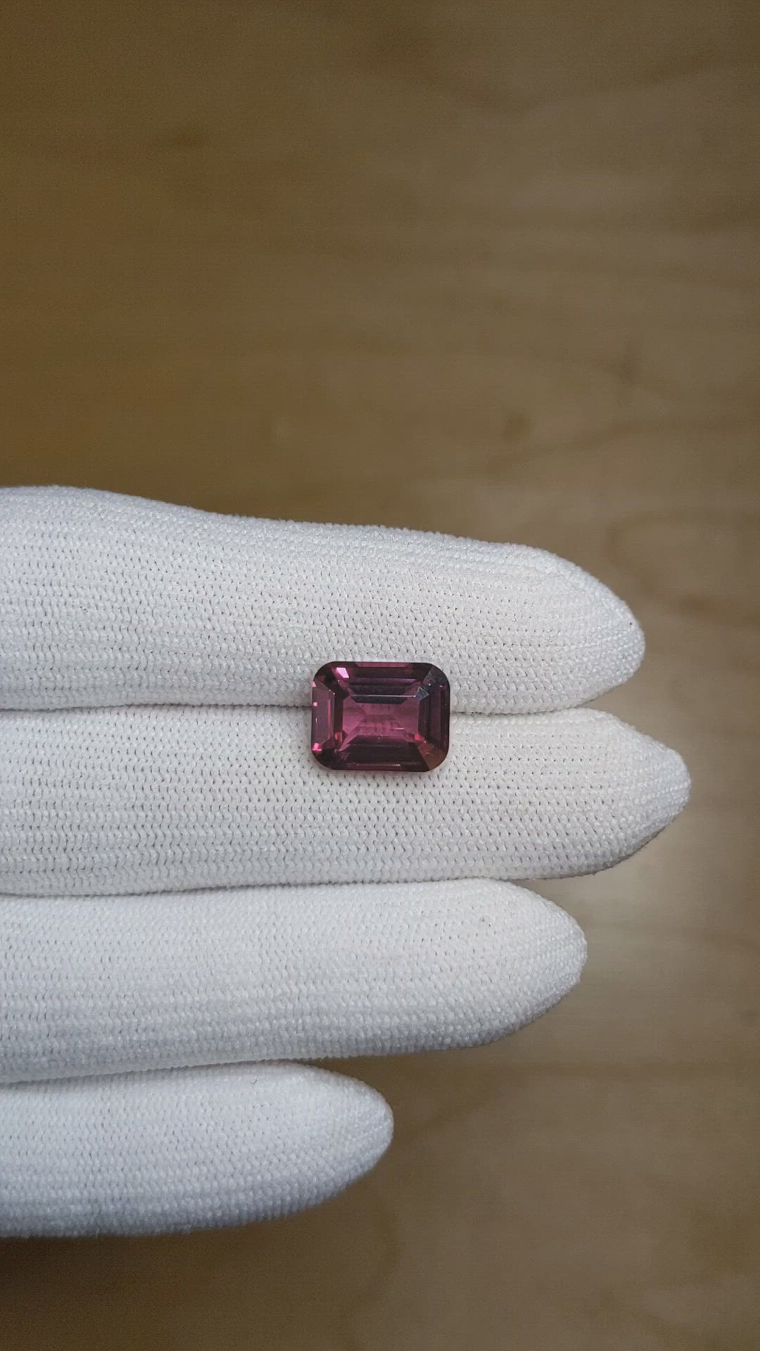 5.25 Ct. Purplish Red Garnet from Ceylon (Sri Lanka) Size Video