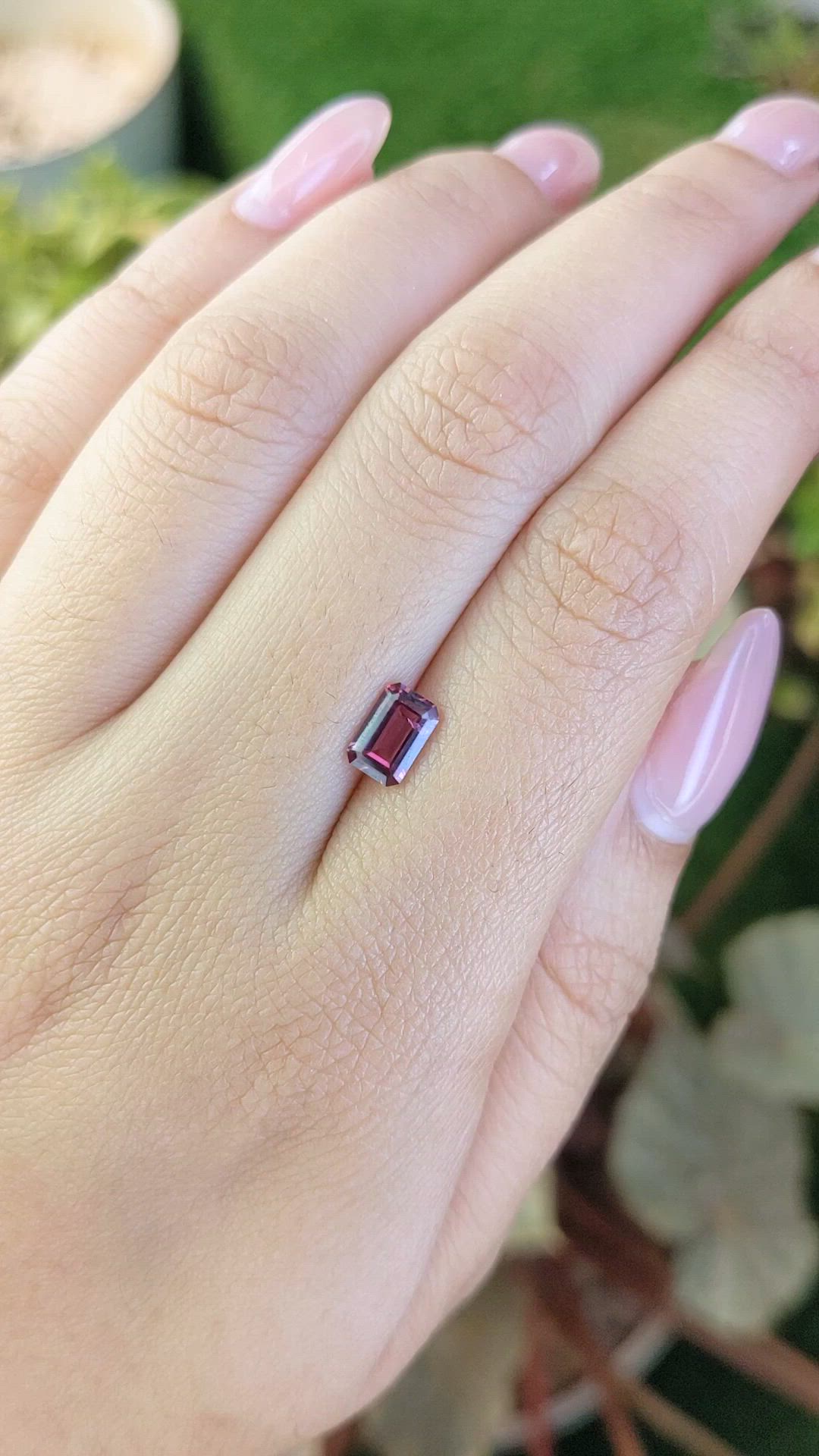 0.96 Ct. Purplish Pink Rhodolite Garnet from Ceylon (Sri Lanka) Size Video