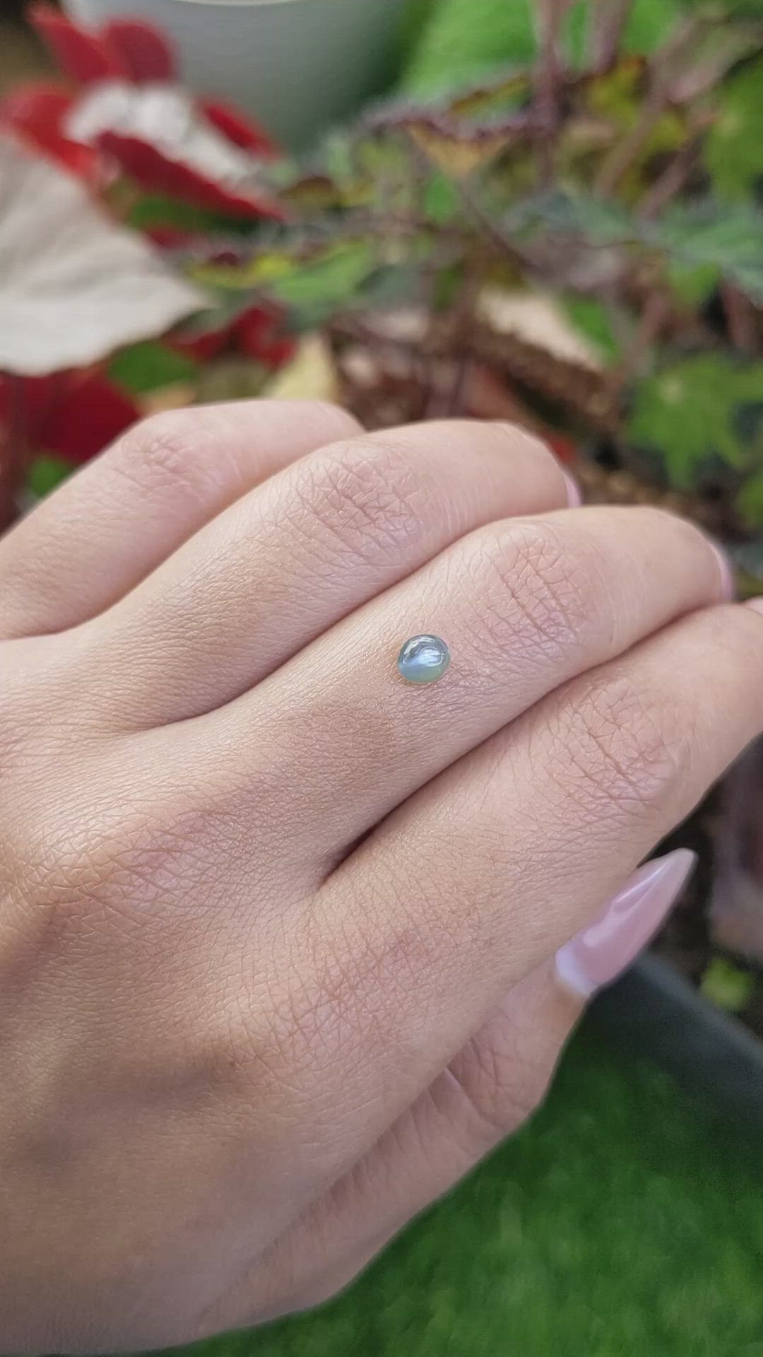 0.56 Ct. Cabochon Alexandrite from Ceylon (Sri Lanka) Size Video